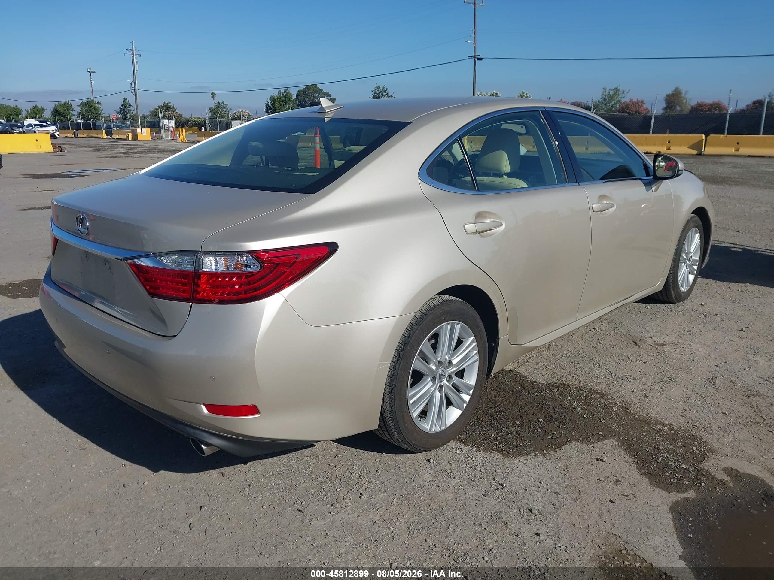 2014 Lexus Es 350   Gold vin: JTHBK1GG0E2132147