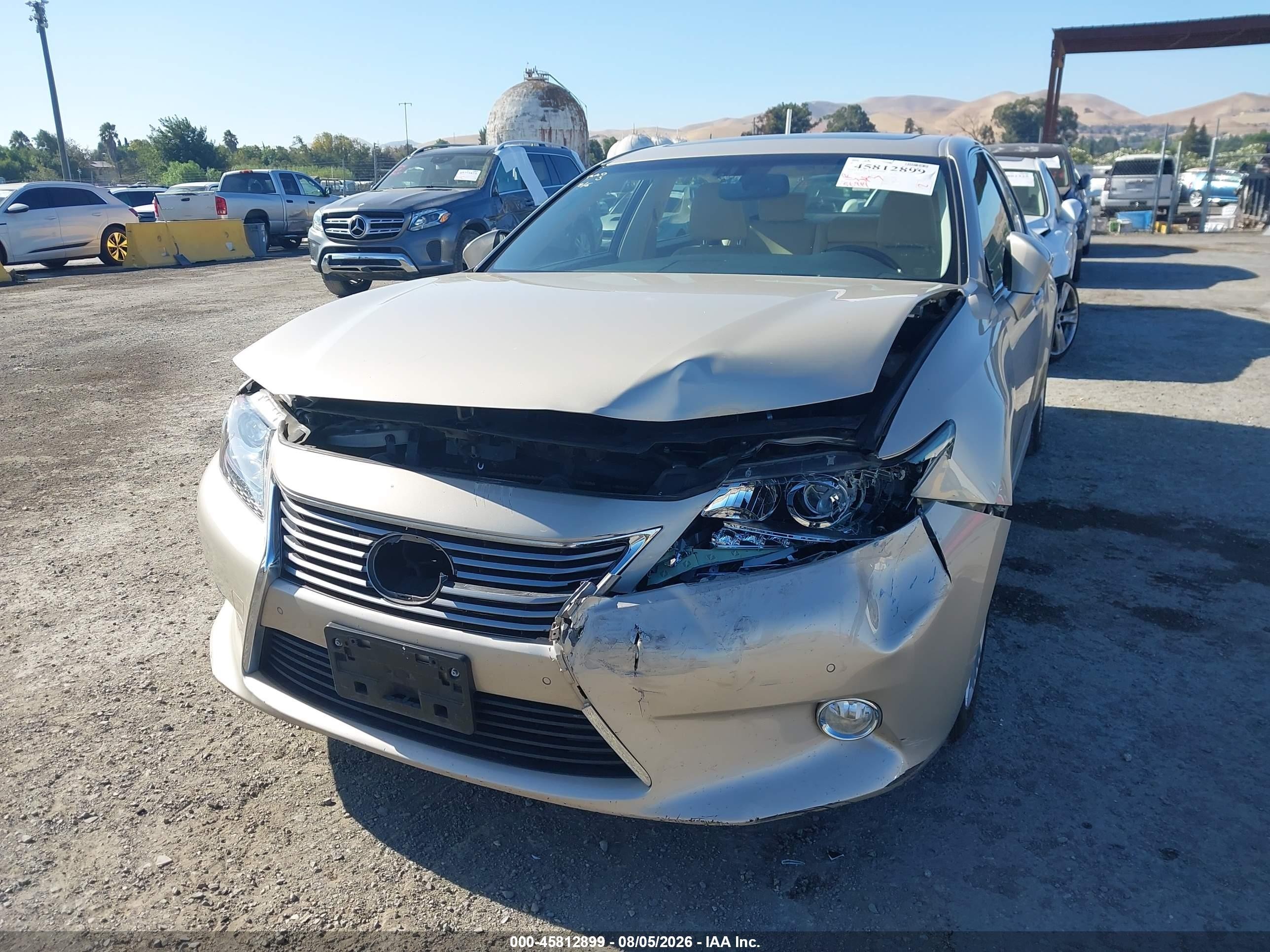 2014 Lexus Es 350   Gold vin: JTHBK1GG0E2132147