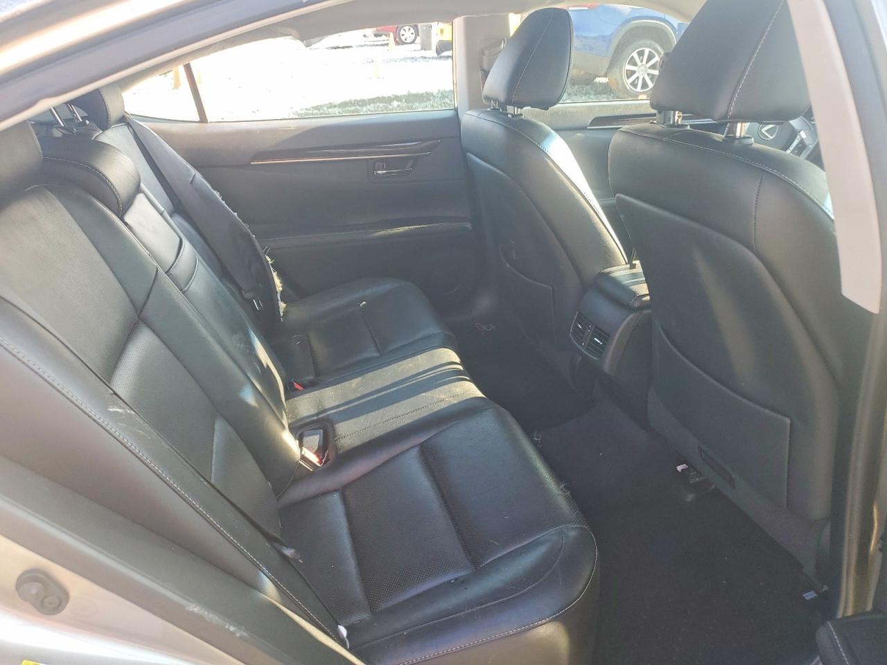 2015 Lexus Es 350 Серебряный vin: JTHBK1GG0F2174559