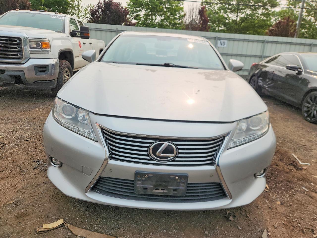 2015 Lexus Es 350 Silver vin: JTHBK1GG0F2177901