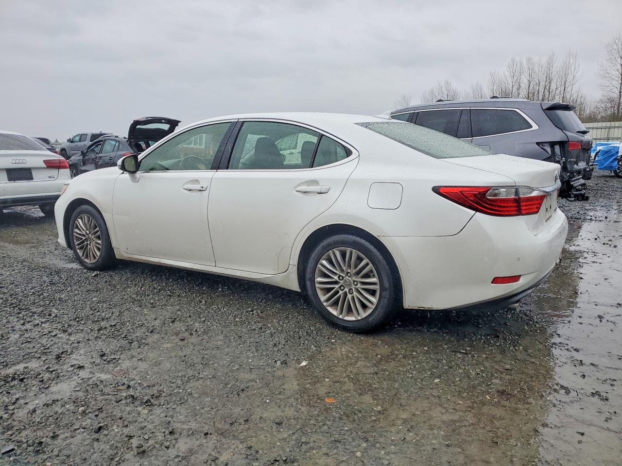 2013 Lexus Es 350 Base Белый vin: JTHBK1GG1D2004966