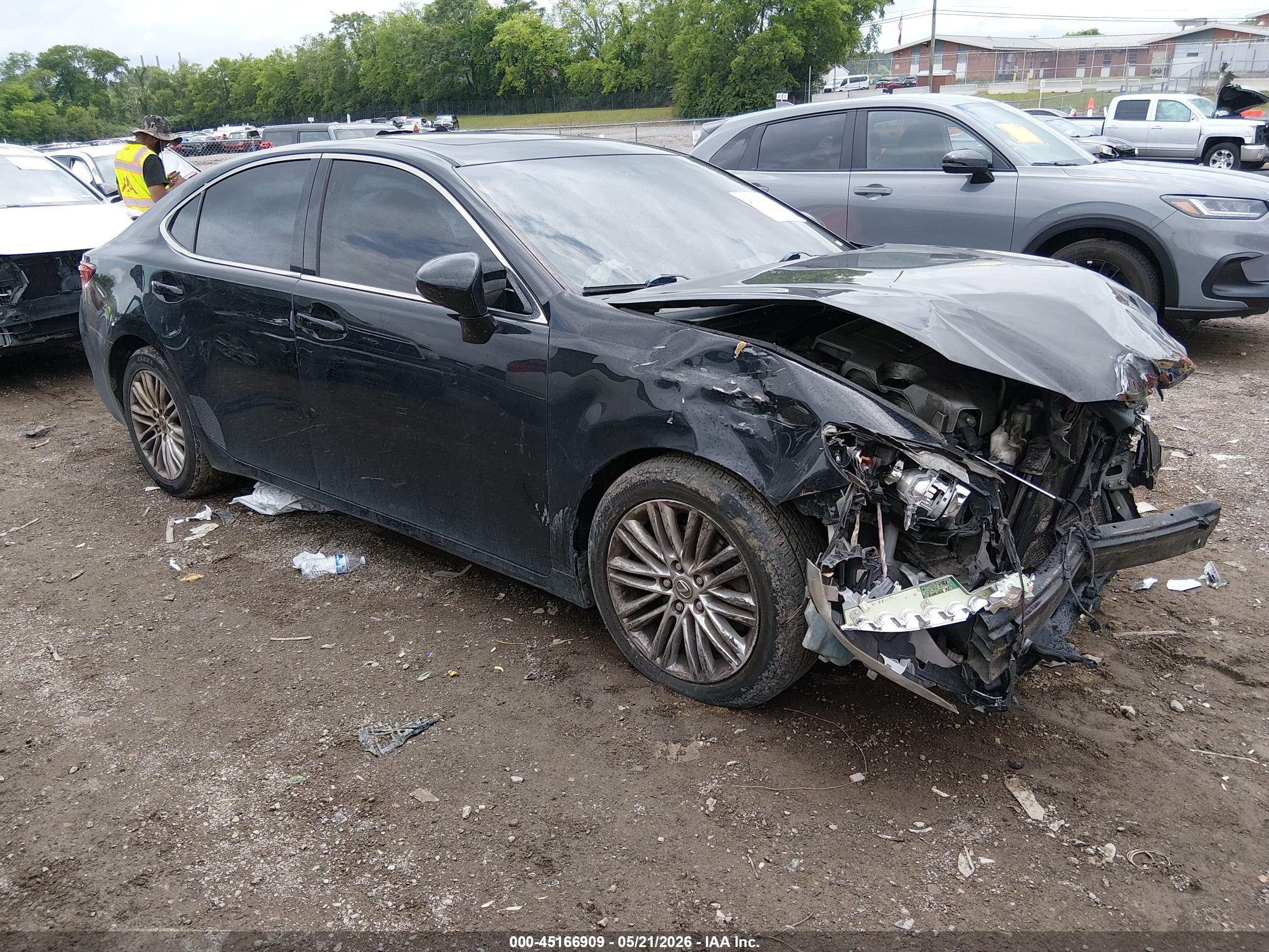 2013 Lexus Es 350   Black vin: JTHBK1GG1D2028393