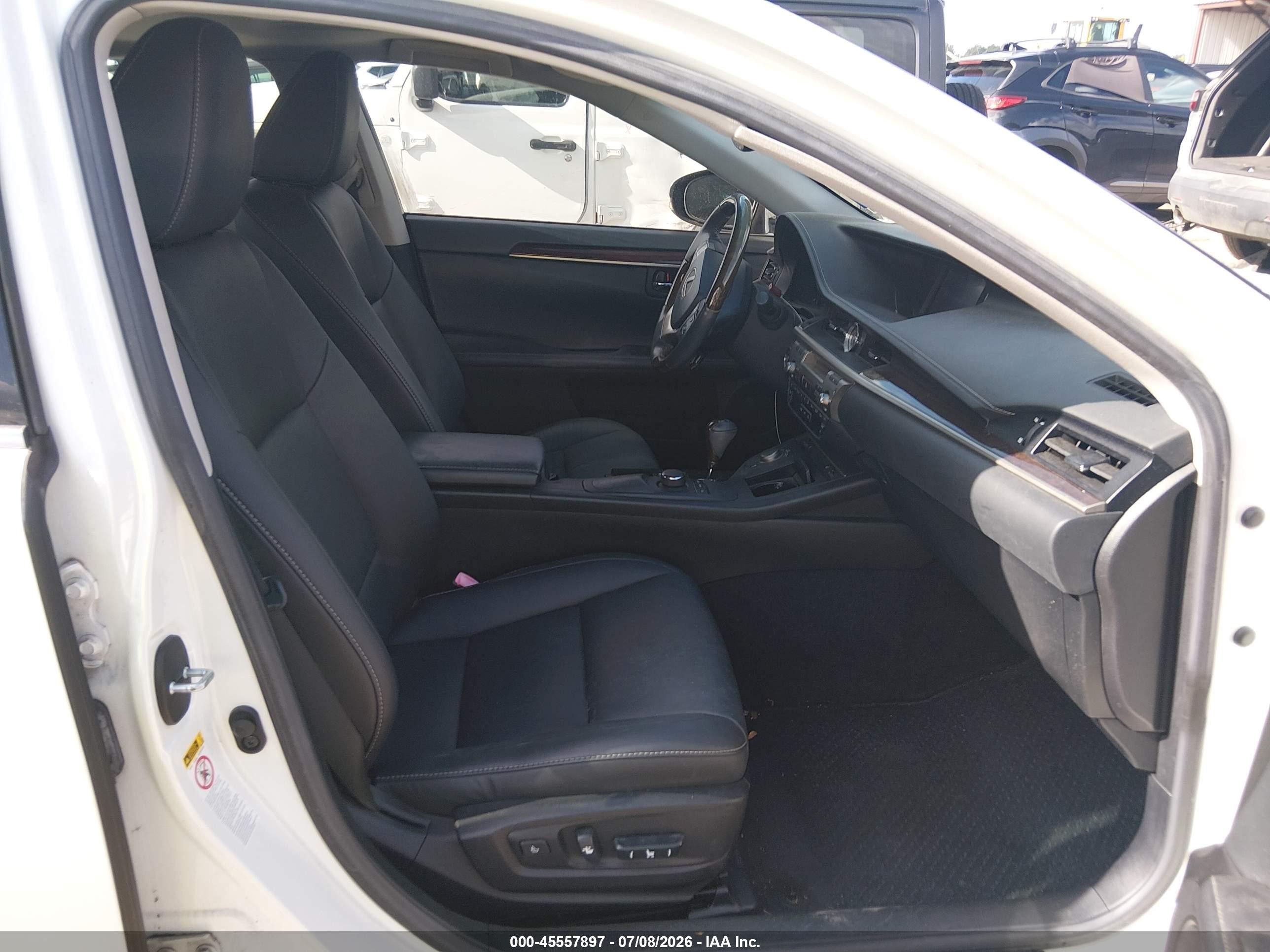 2013 Lexus Es 350   White vin: JTHBK1GG1D2041449