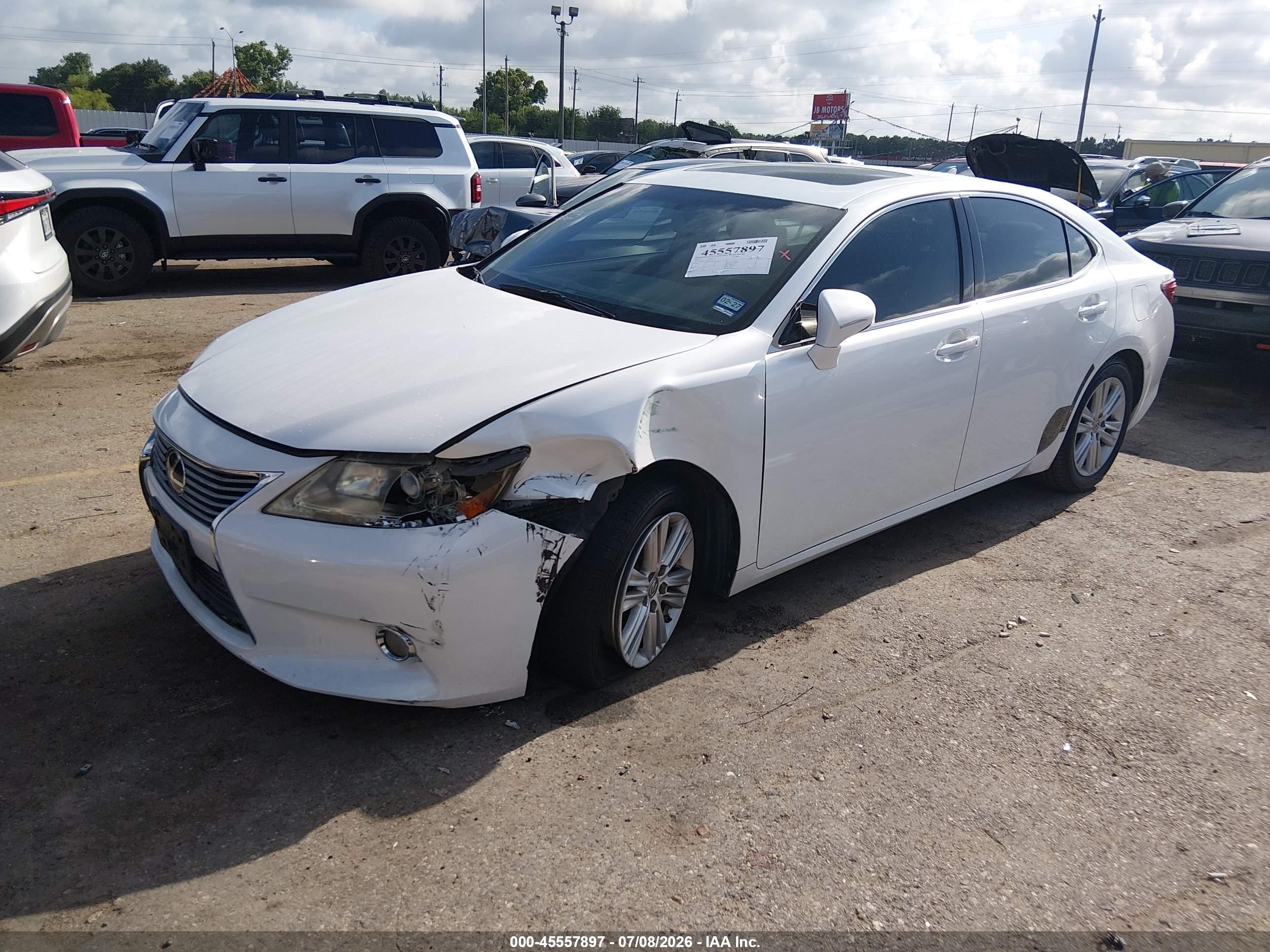 2013 Lexus Es 350   White vin: JTHBK1GG1D2041449