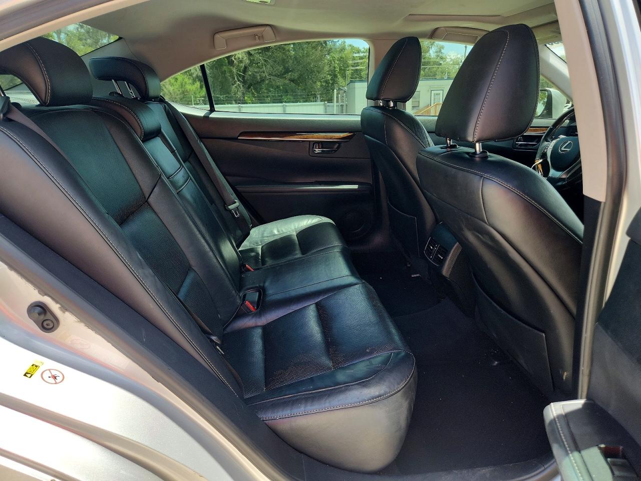 2013 Lexus Es 350 Silver vin: JTHBK1GG1D2072068