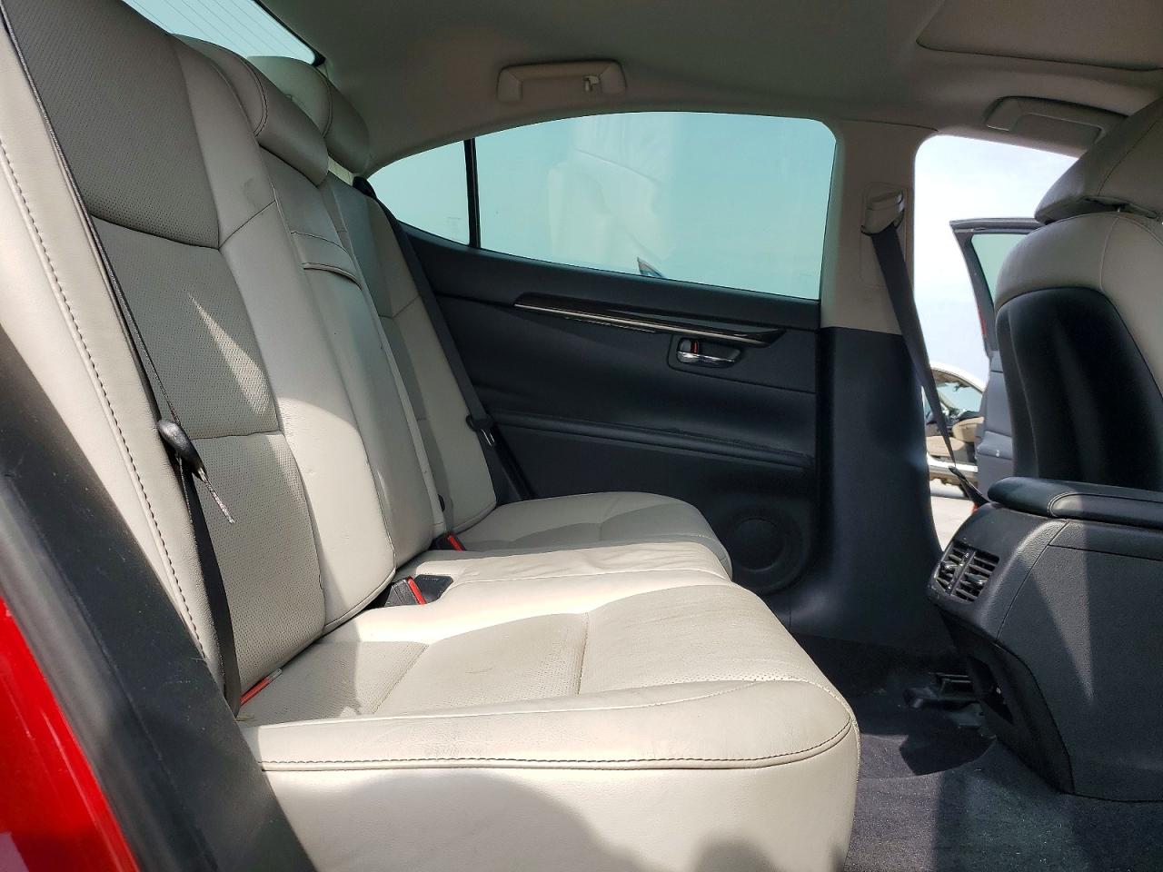 2013 Lexus Es 350 Red vin: JTHBK1GG1D2077514