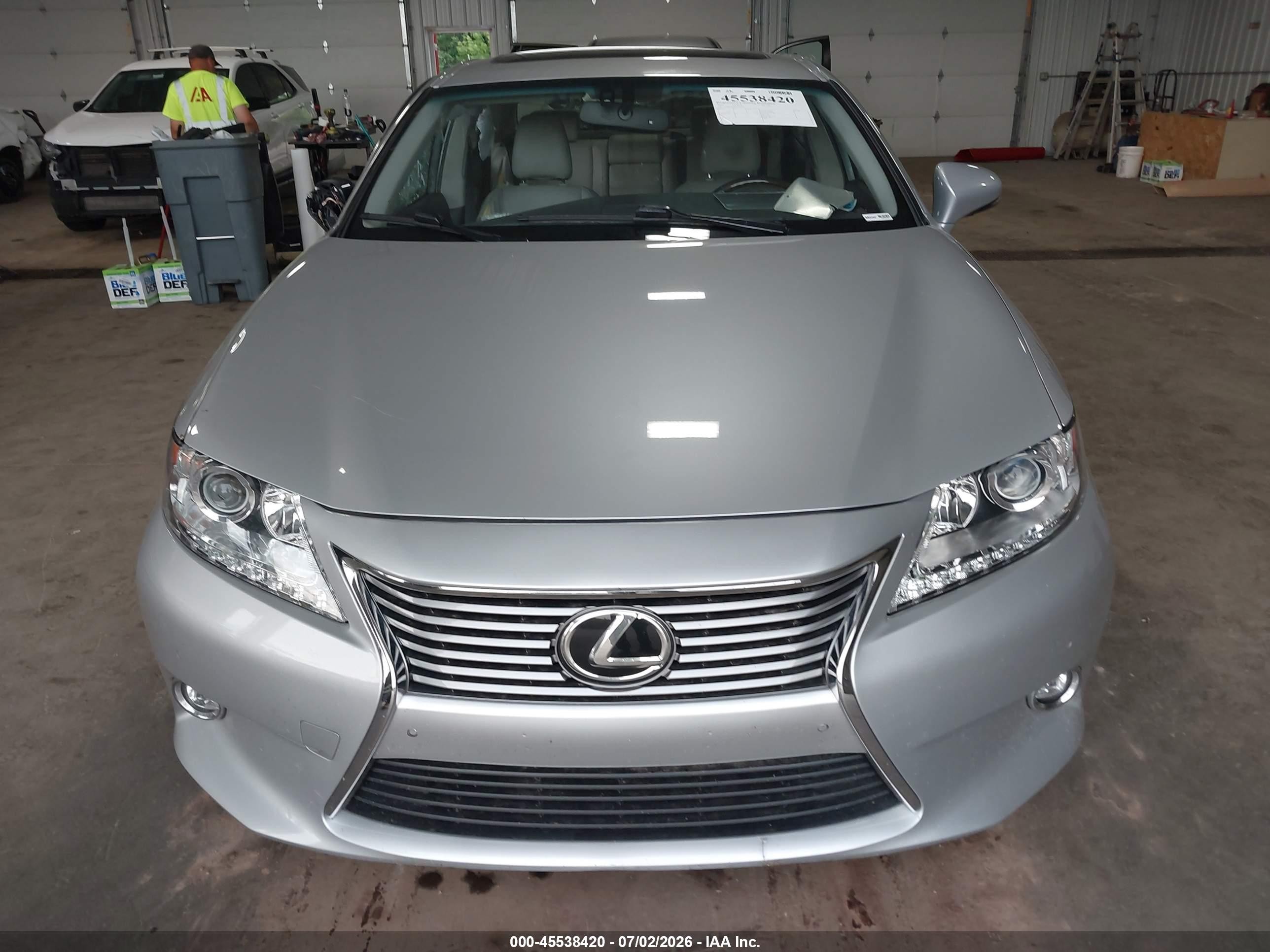 2014 Lexus Es 350   Silver vin: JTHBK1GG1E2100792