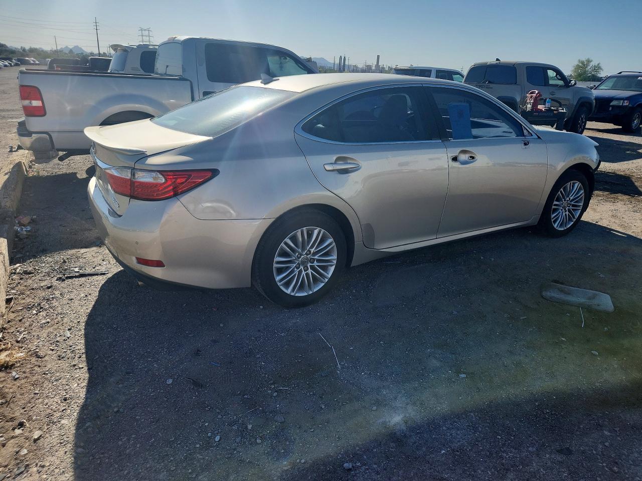 2014 Lexus Es 350 Gold vin: JTHBK1GG1E2103742