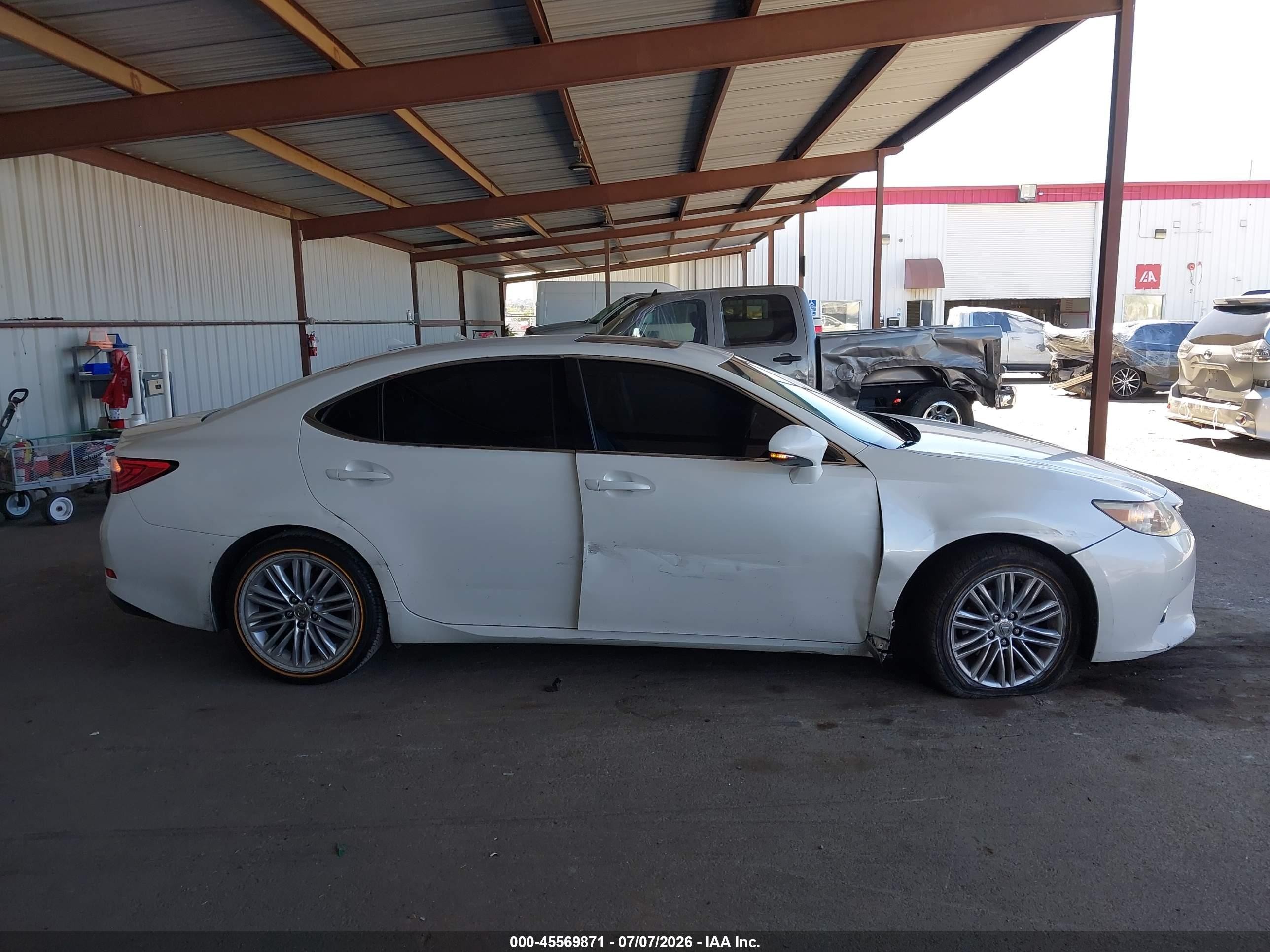 2014 Lexus Es 350   White vin: JTHBK1GG1E2116393