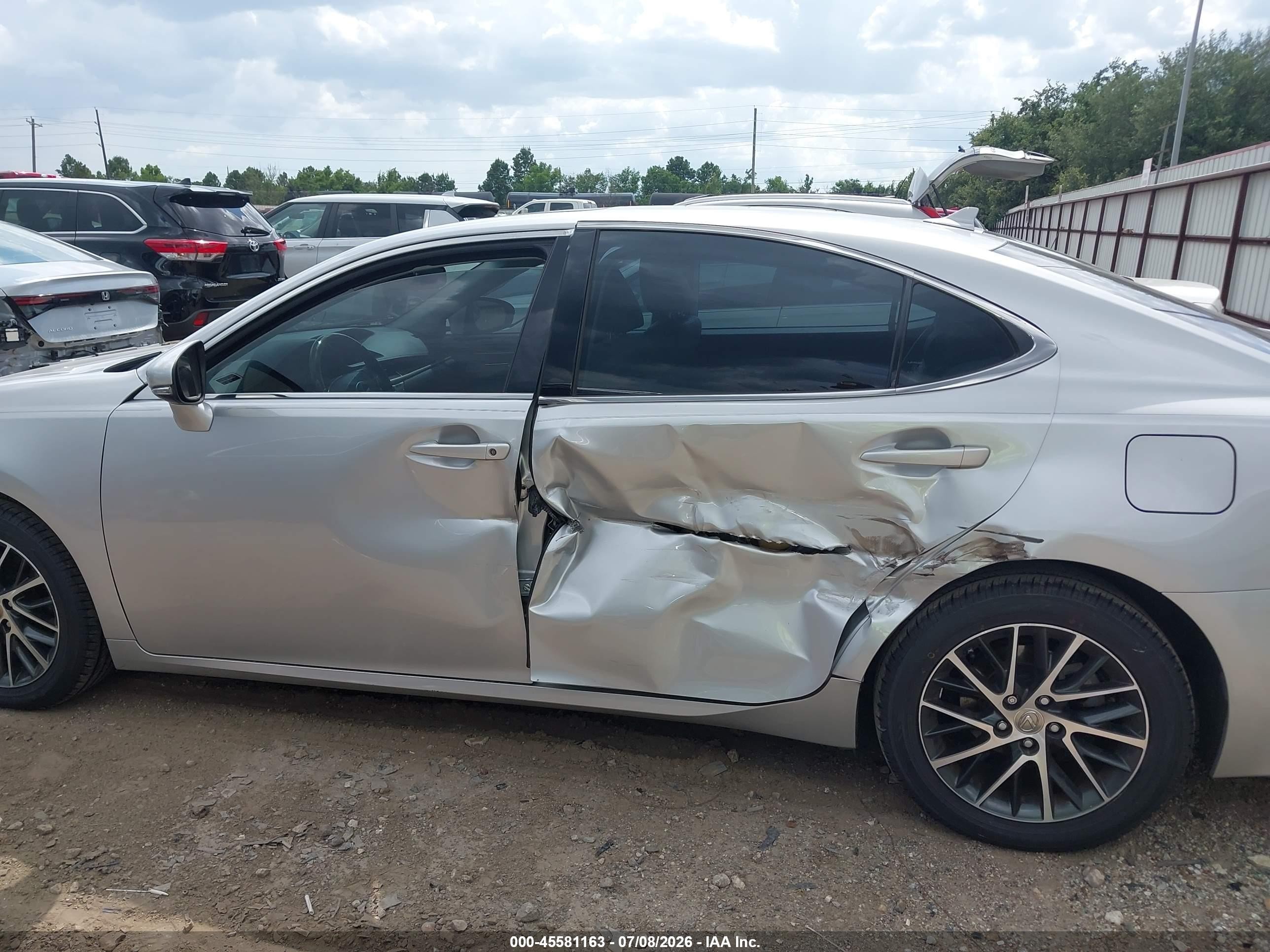 2014 Lexus Es 350   Silver vin: JTHBK1GG1E2121125