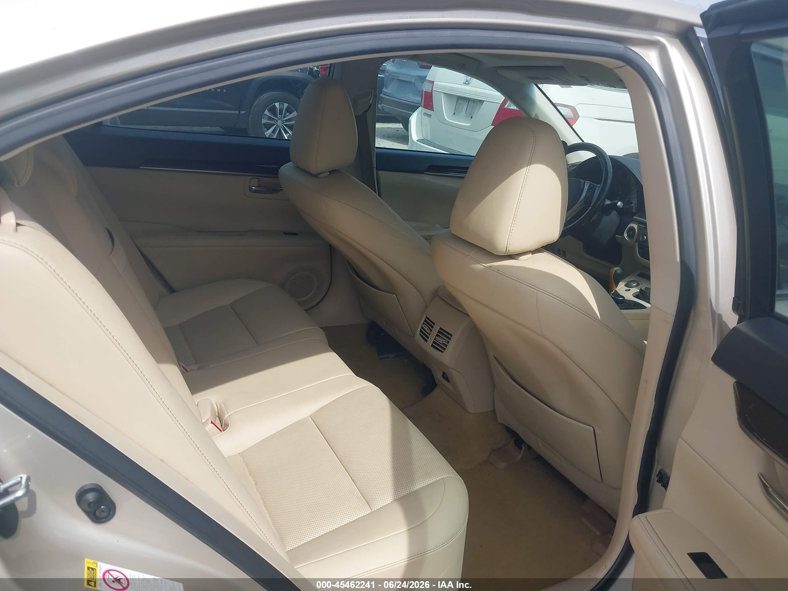 2014 Lexus Es 350   Beige vin: JTHBK1GG1E2124820