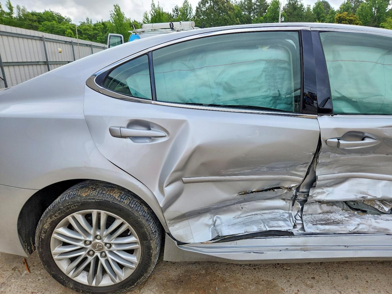 2014 Lexus Es 350 Silver vin: JTHBK1GG1E2128186