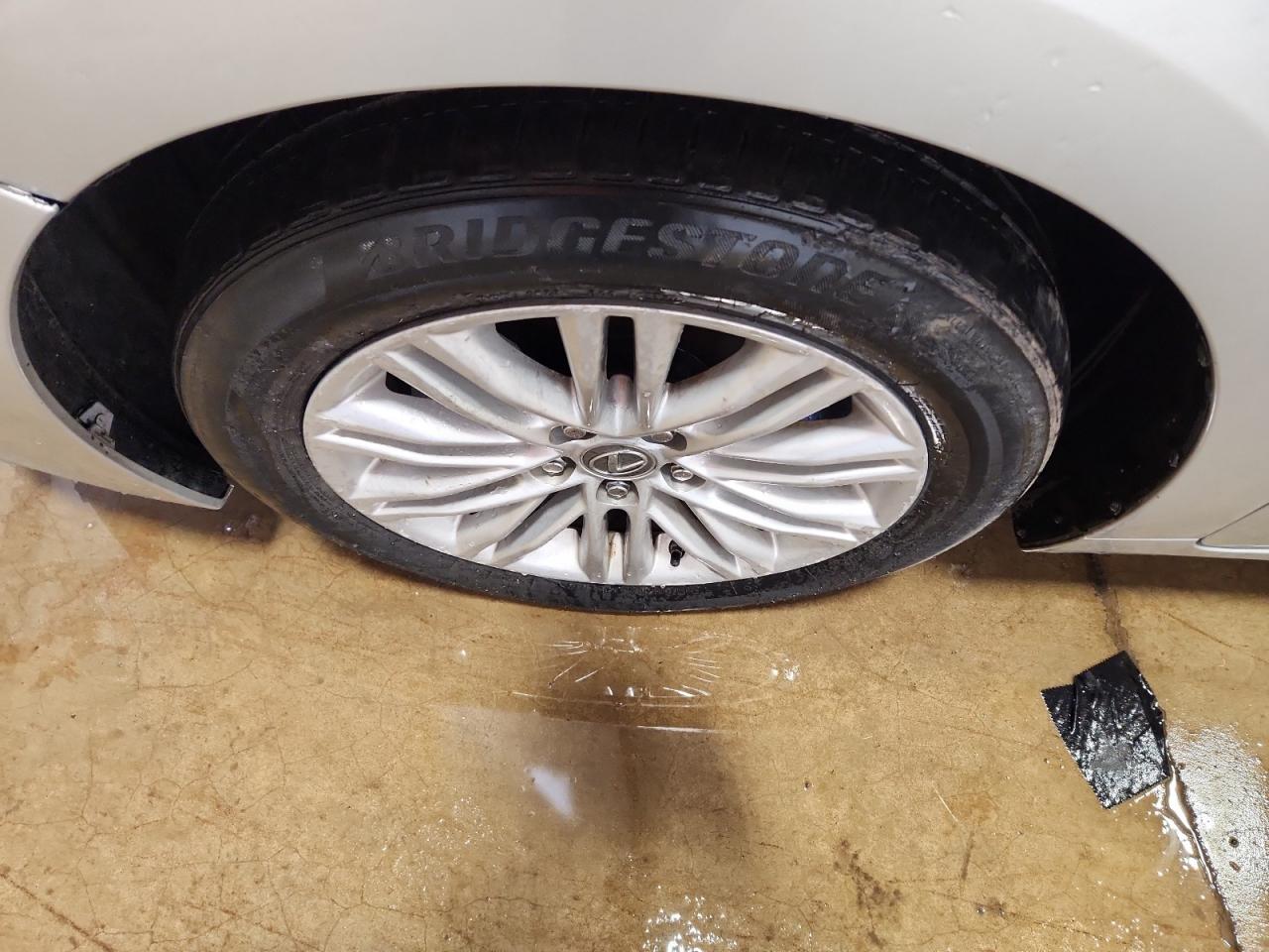 2014 Lexus Es 350 Base Silver vin: JTHBK1GG1E2132853 Damage: Left Front Wheel, Curb Rash, > 12 Inches