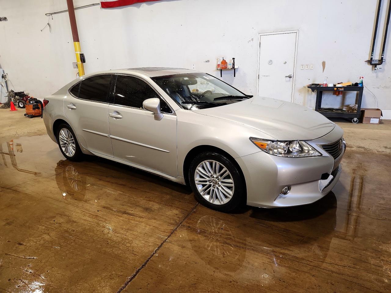 2014 Lexus Es 350 Base Silver vin: JTHBK1GG1E2132853