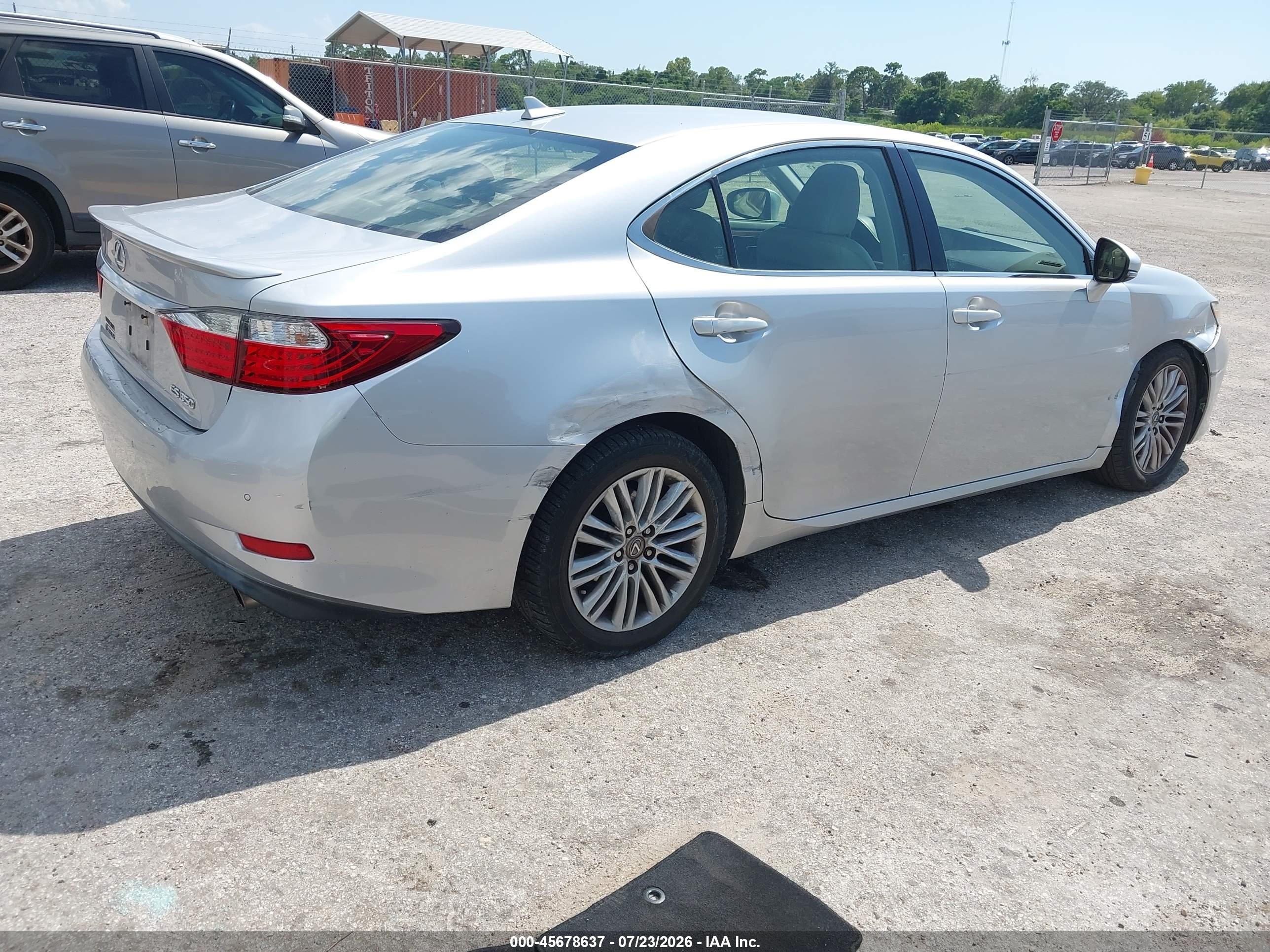 2014 Lexus Es 350   Silver vin: JTHBK1GG1E2141858
