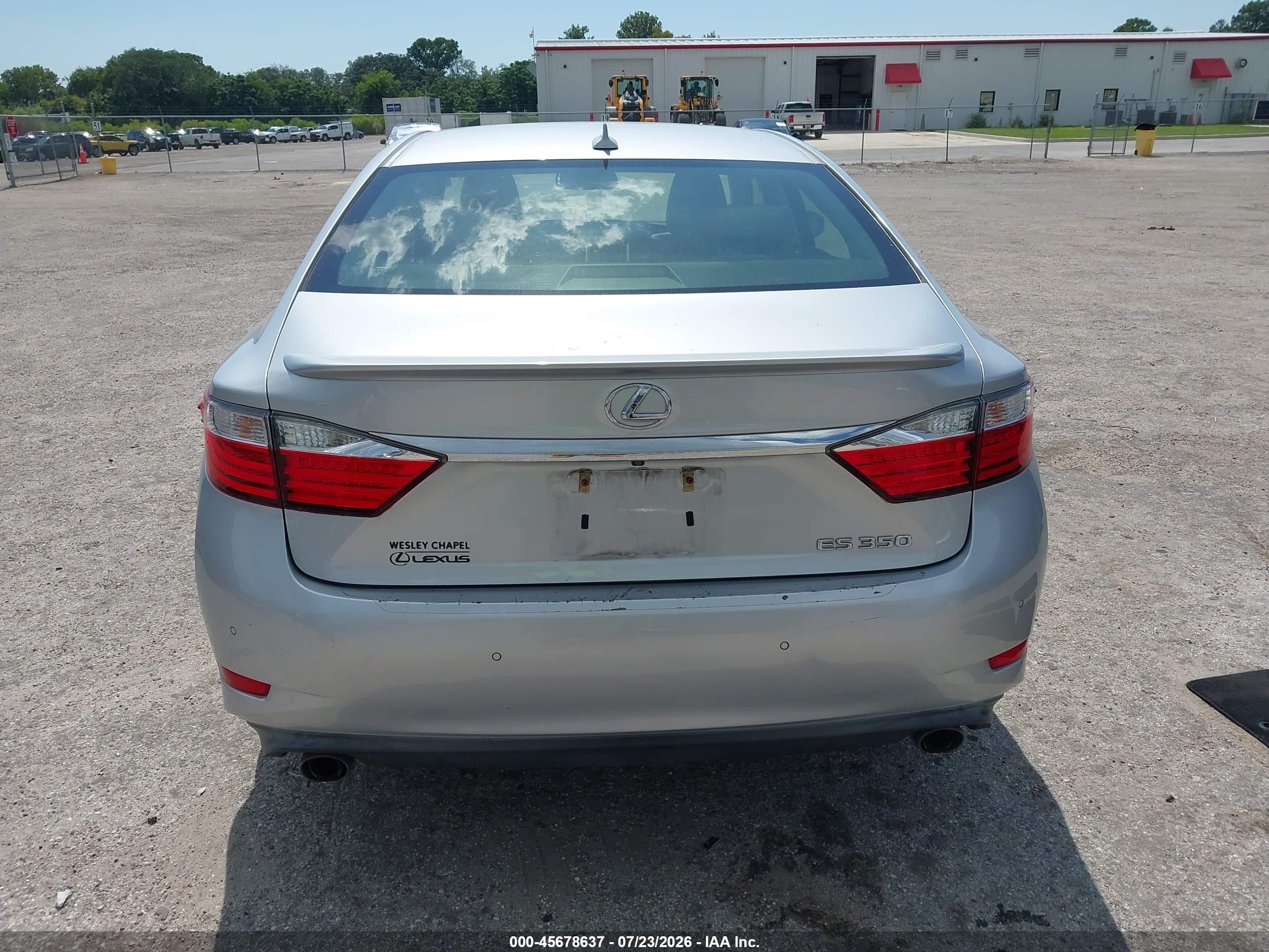 2014 Lexus Es 350   Silver vin: JTHBK1GG1E2141858