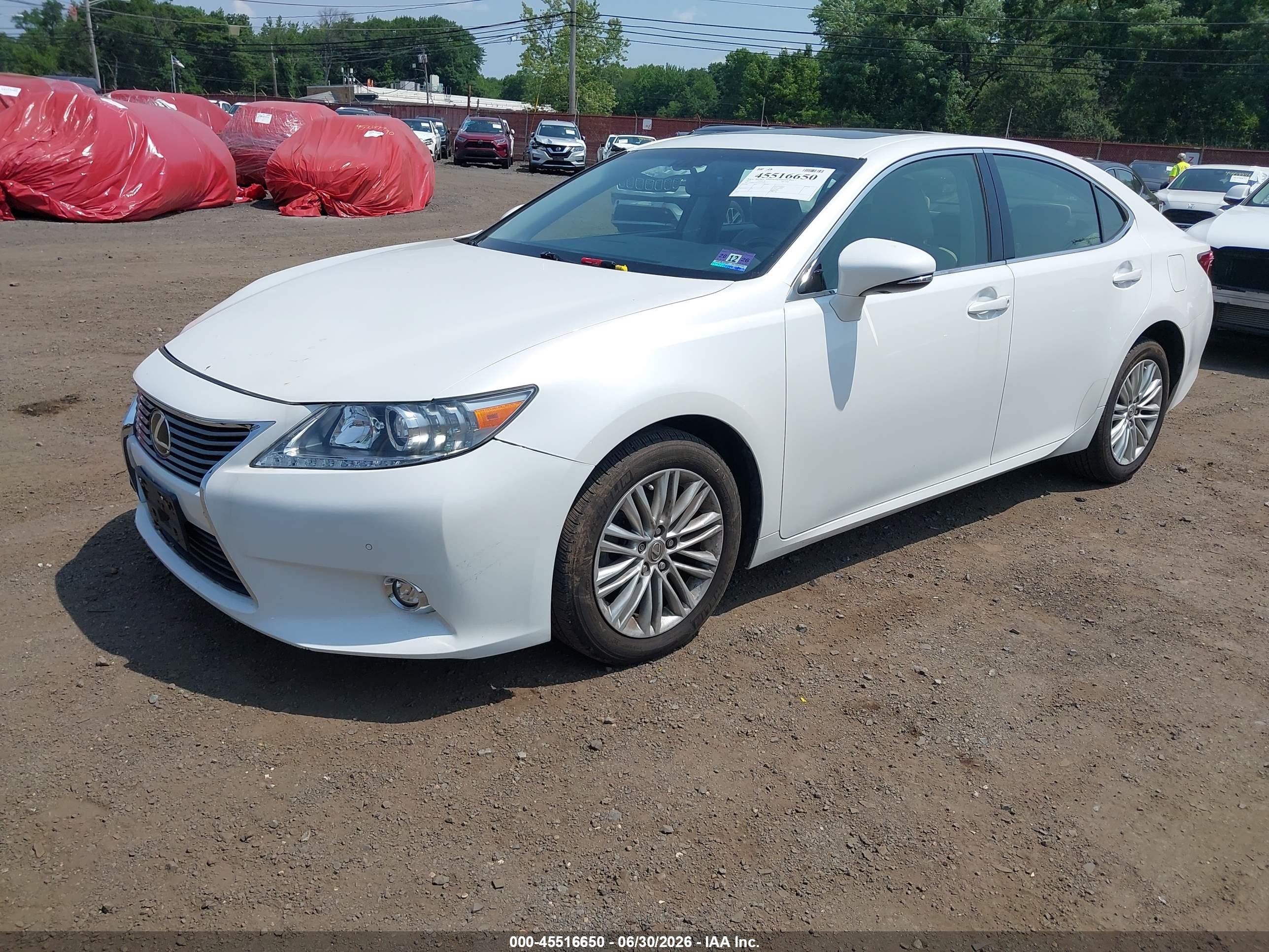2015 Lexus Es 350   White vin: JTHBK1GG1F2153350
