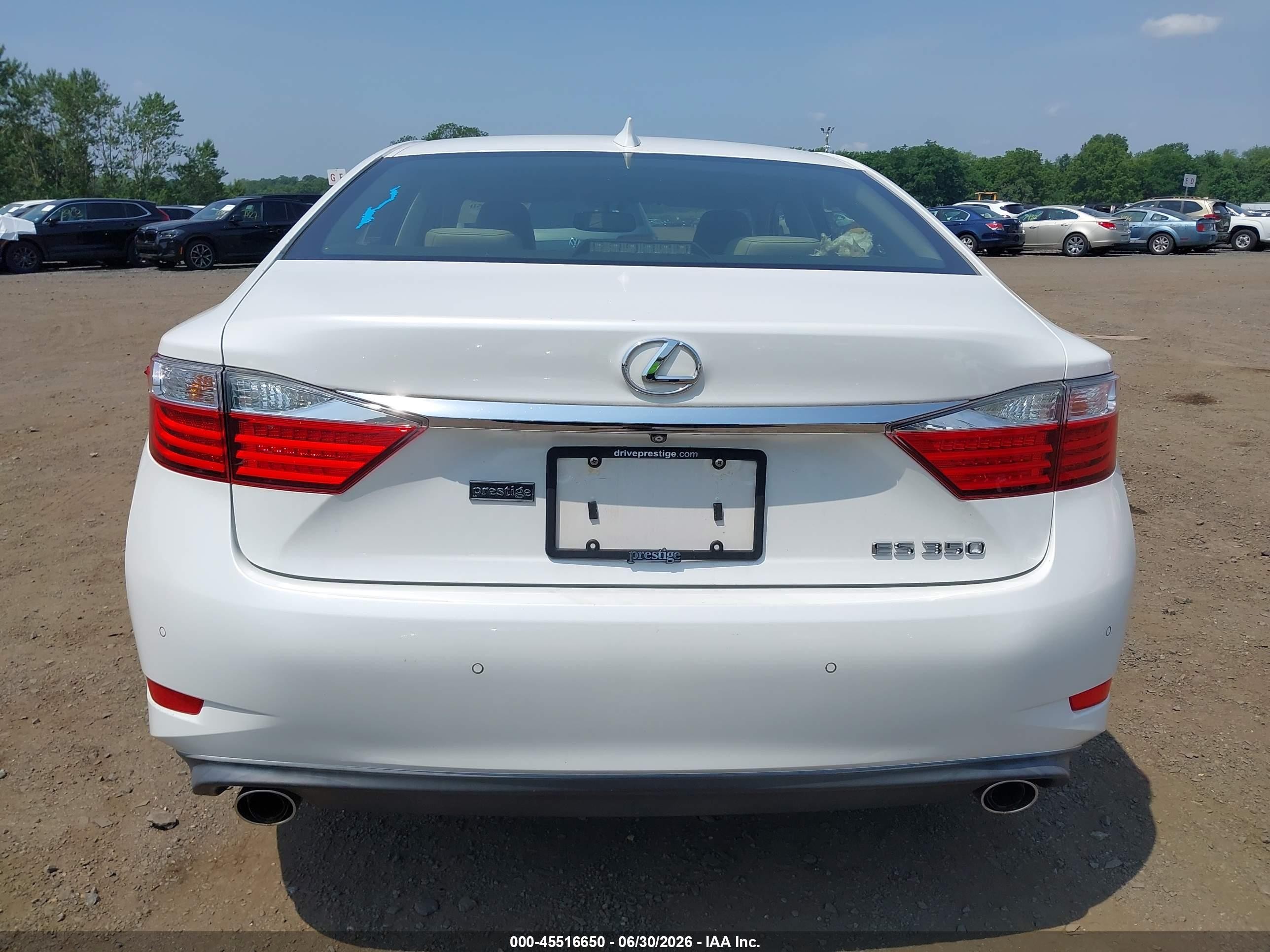 2015 Lexus Es 350   White vin: JTHBK1GG1F2153350