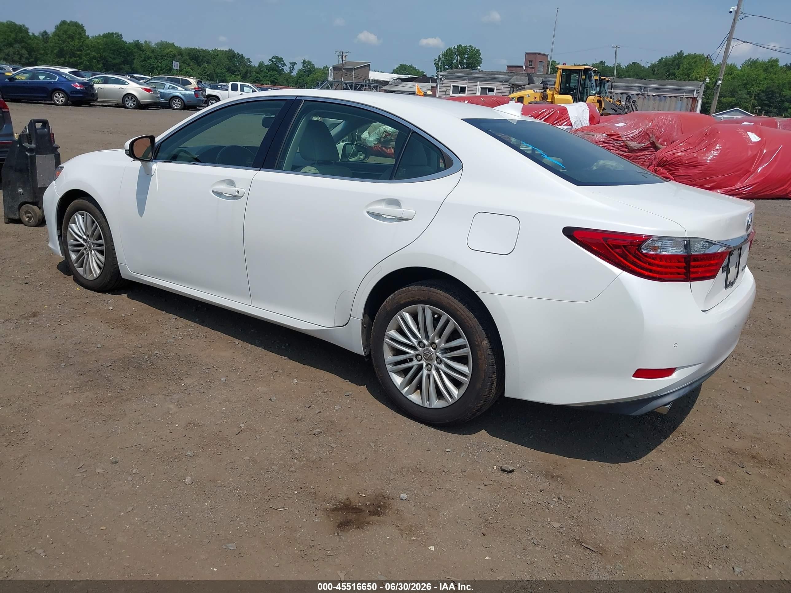 2015 Lexus Es 350   White vin: JTHBK1GG1F2153350