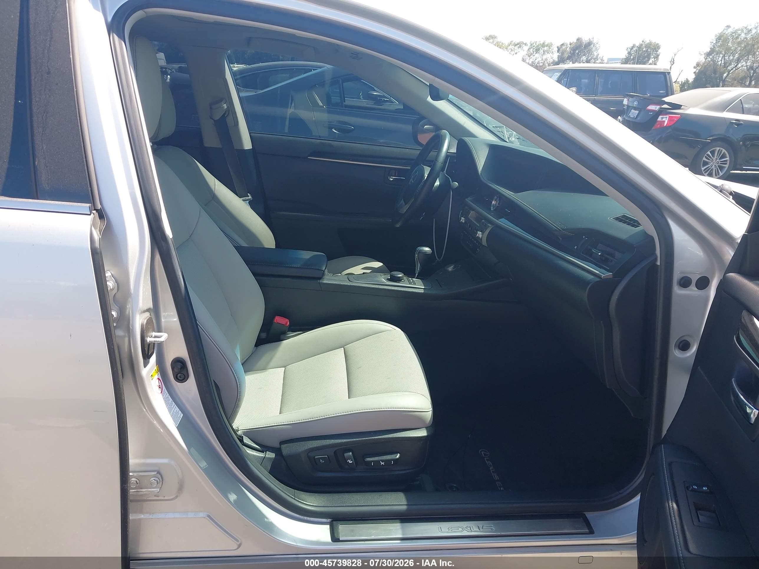 2015 Lexus Es 350   Silver vin: JTHBK1GG1F2159665