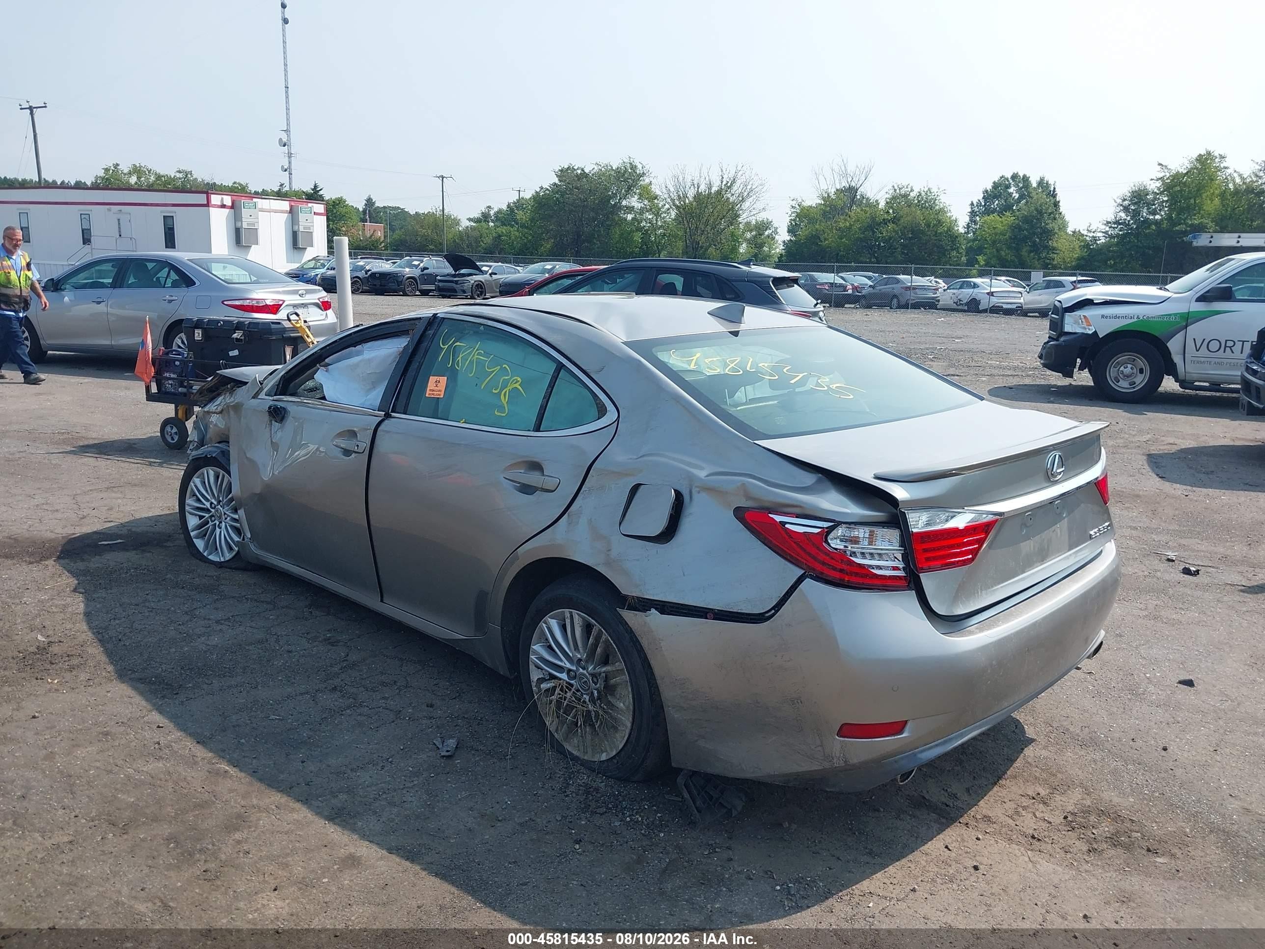 2015 Lexus Es 350   Серый vin: JTHBK1GG1F2163067
