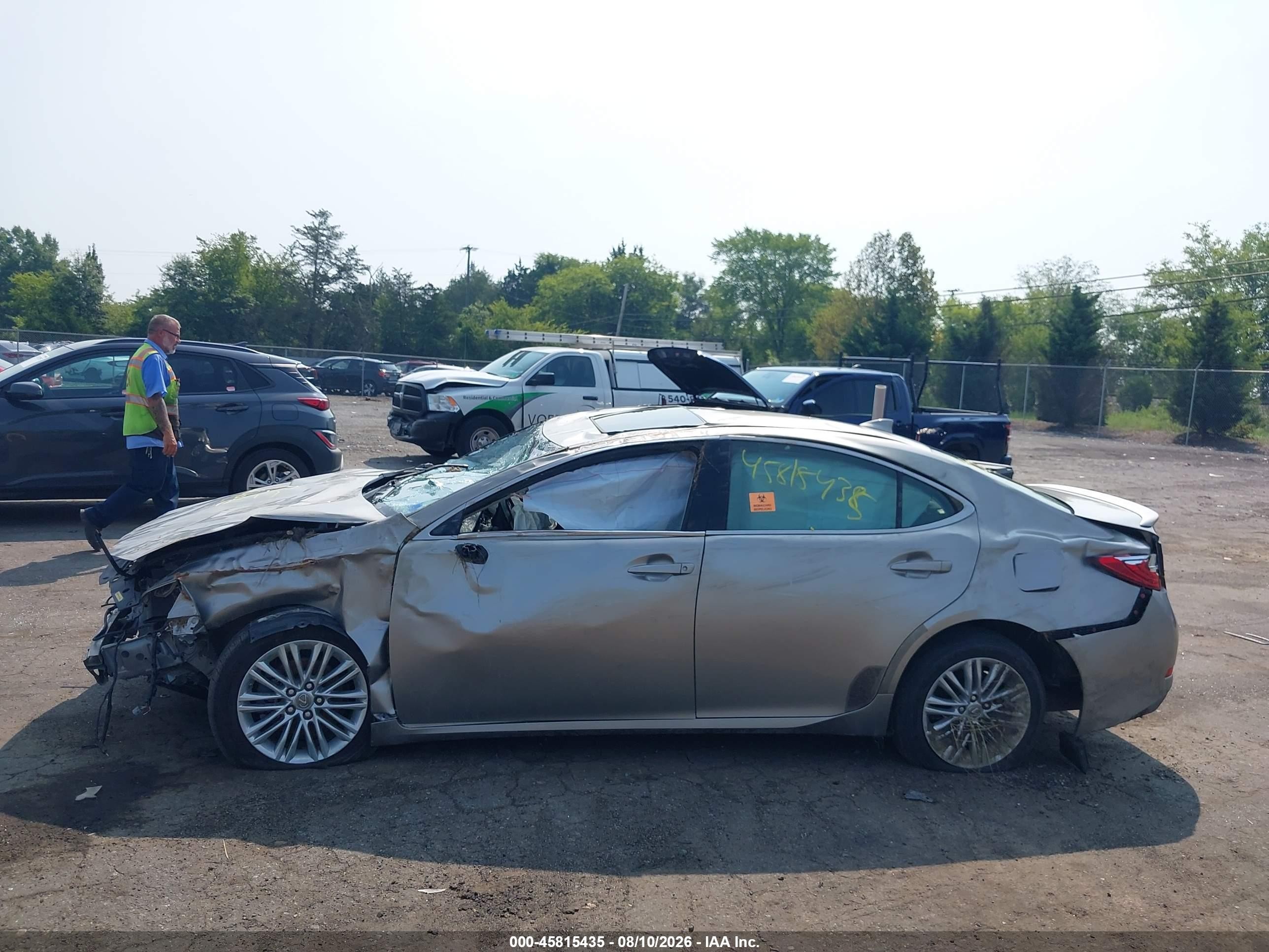 2015 Lexus Es 350   Серый vin: JTHBK1GG1F2163067
