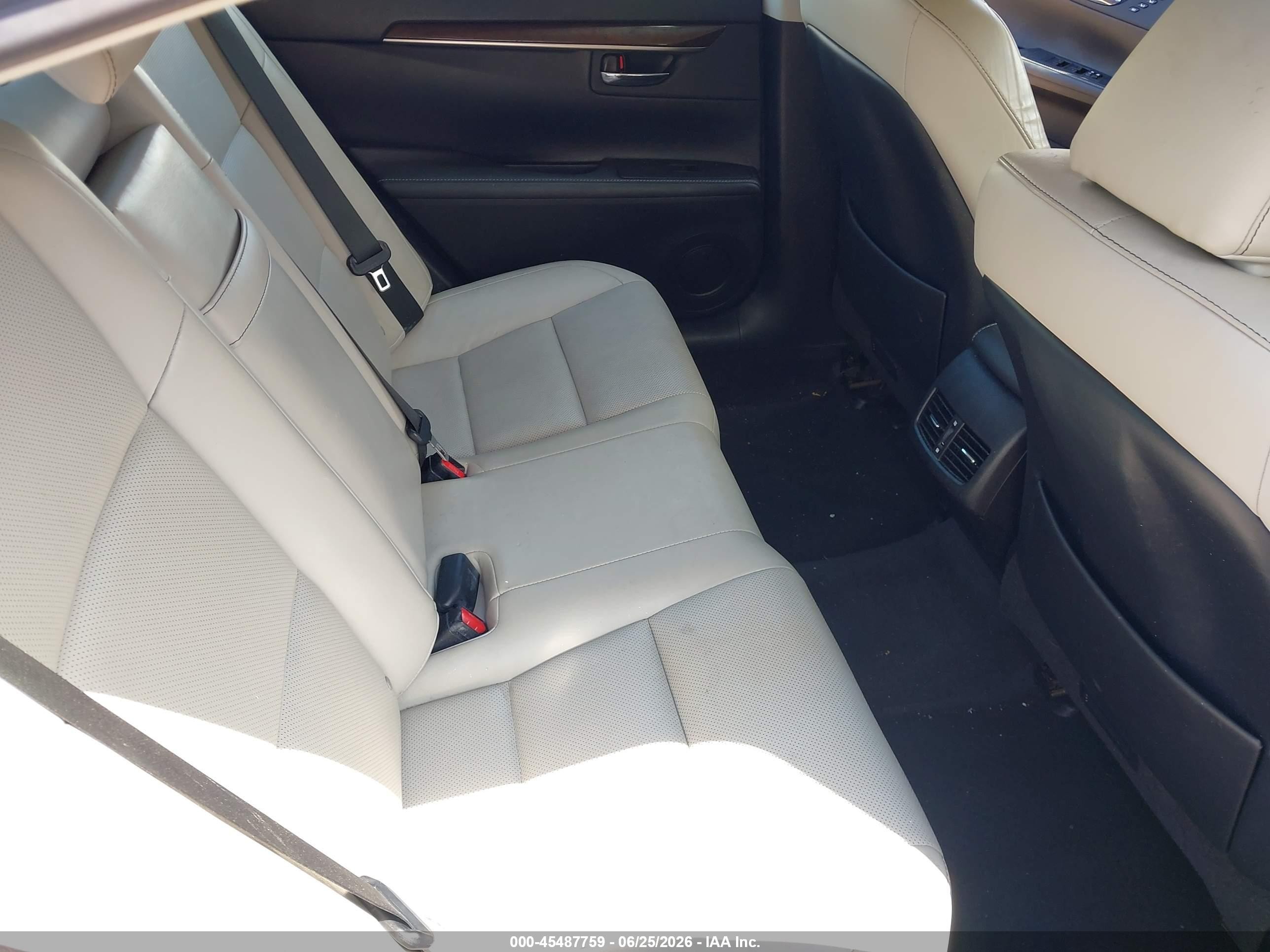 2015 Lexus Es 350   Black vin: JTHBK1GG1F2174361