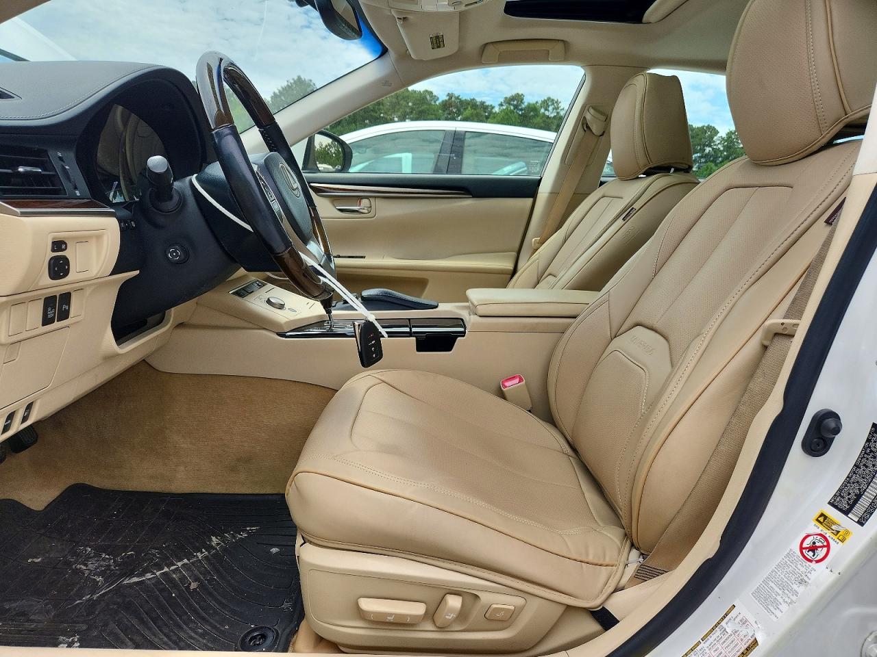 2015 Lexus Es 350 White vin: JTHBK1GG1F2183318