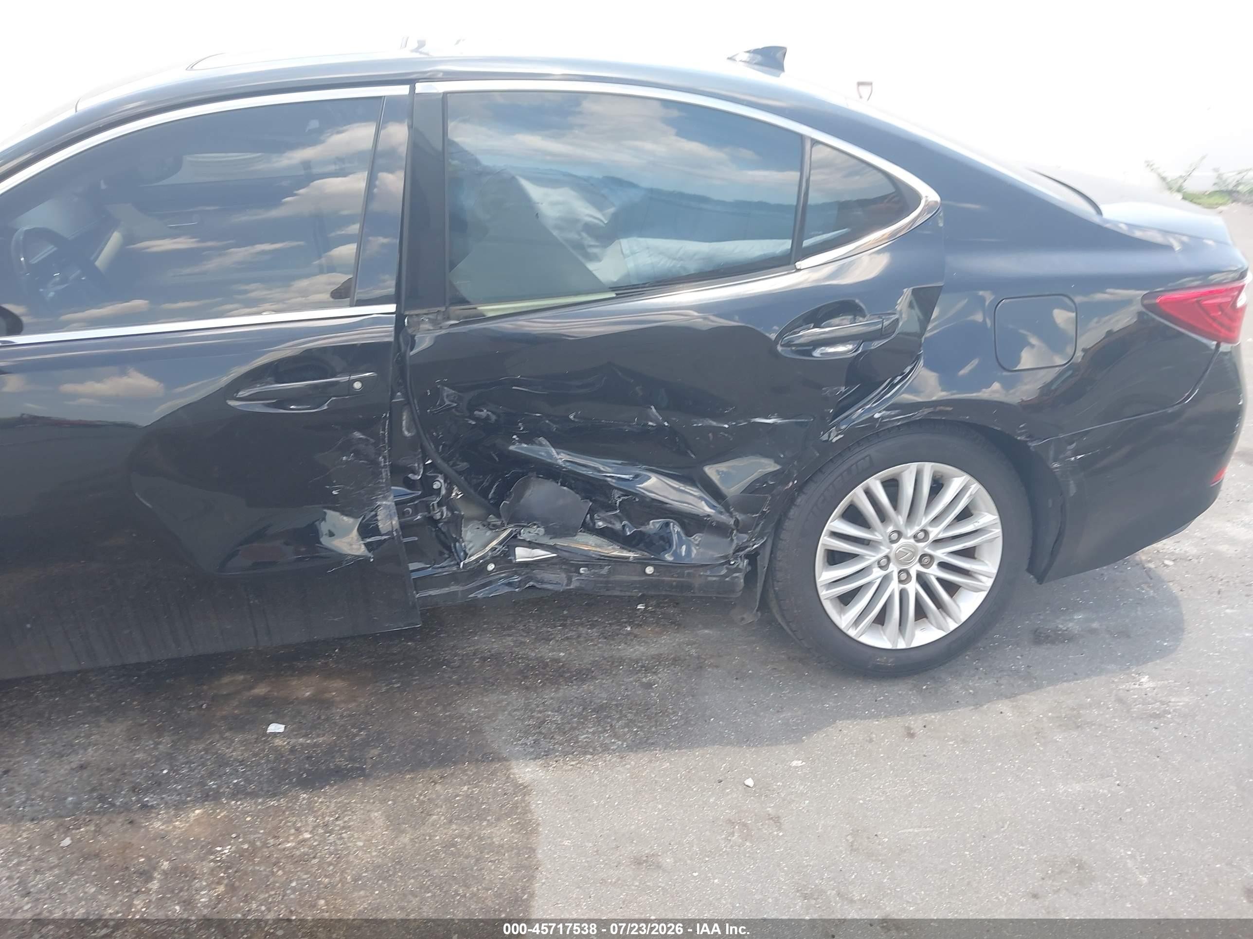 2015 Lexus Es 350   Черный vin: JTHBK1GG1F2205527