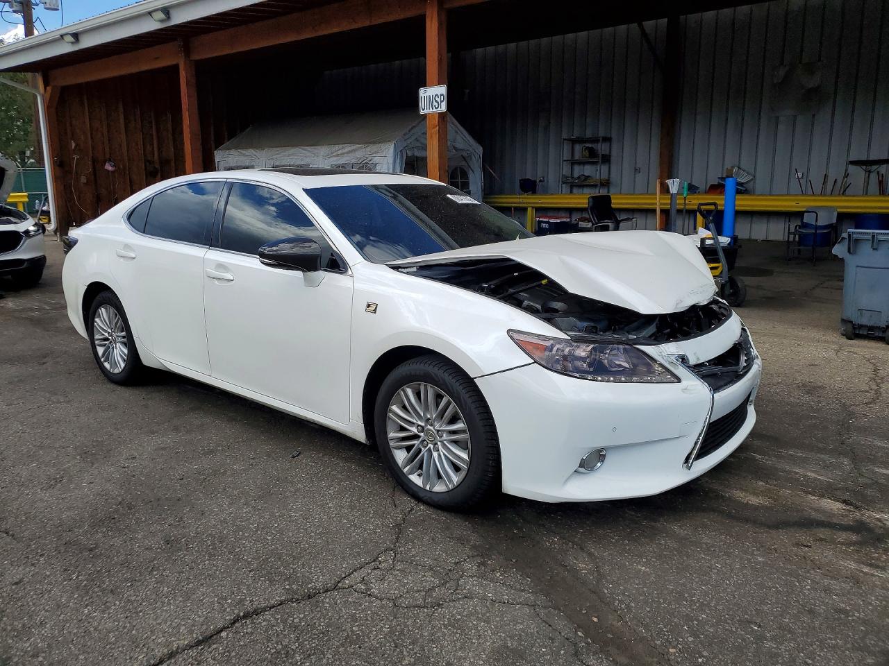 2015 Lexus Es 350 White vin: JTHBK1GG1F2210744