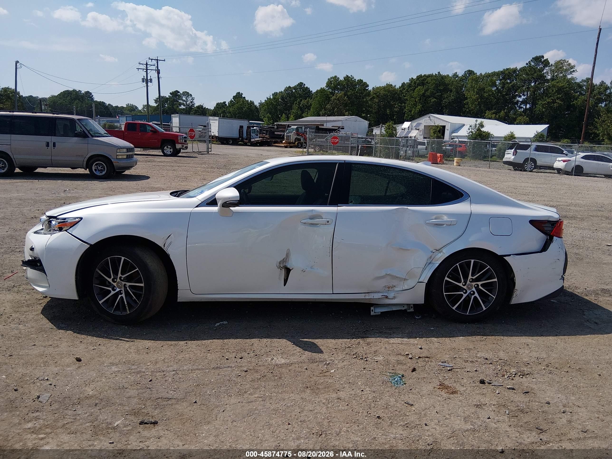 2016 Lexus Es 350   White vin: JTHBK1GG1G2243244