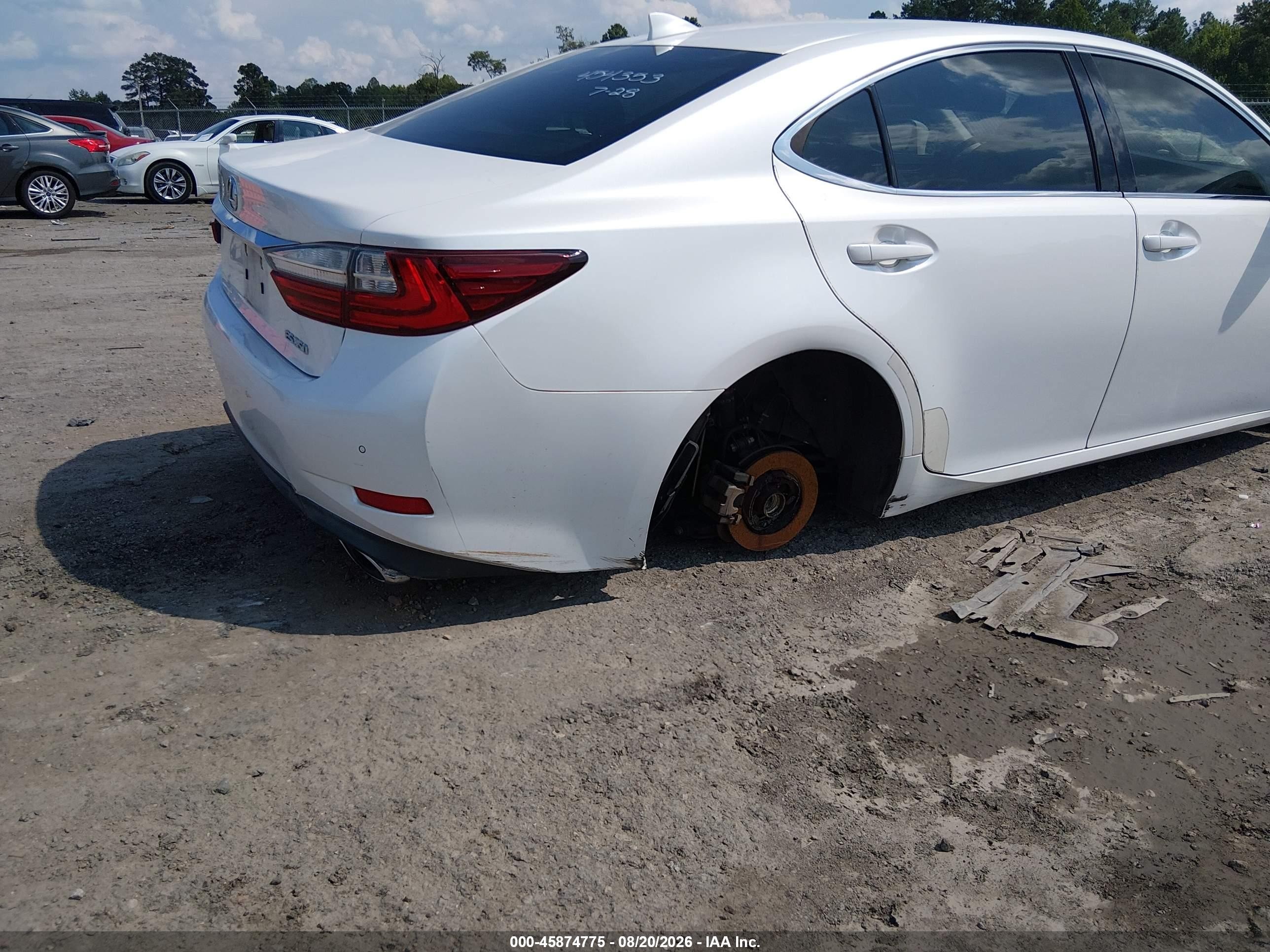 2016 Lexus Es 350   White vin: JTHBK1GG1G2243244