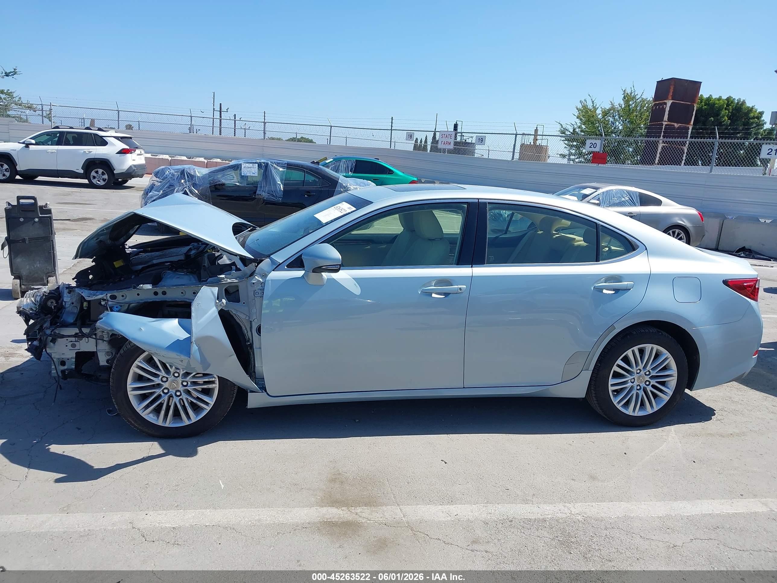 2013 Lexus Es 350 Light Blue vin: JTHBK1GG2D2003387