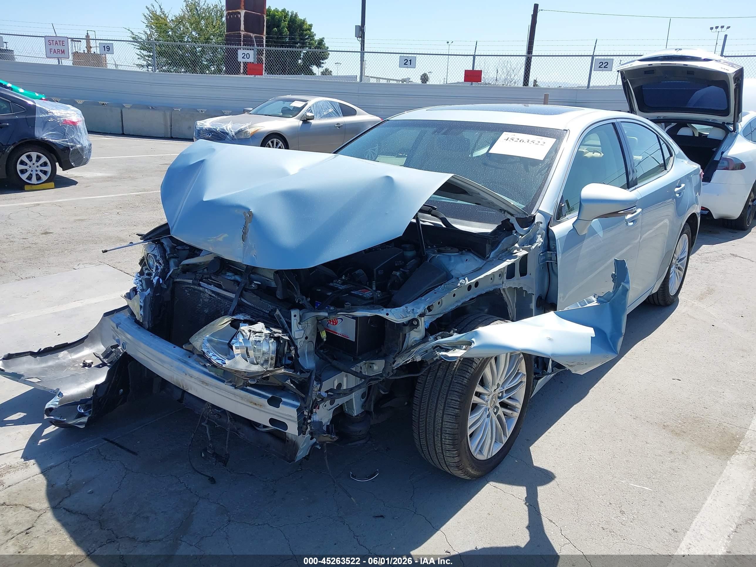 2013 Lexus Es 350 Light Blue vin: JTHBK1GG2D2003387