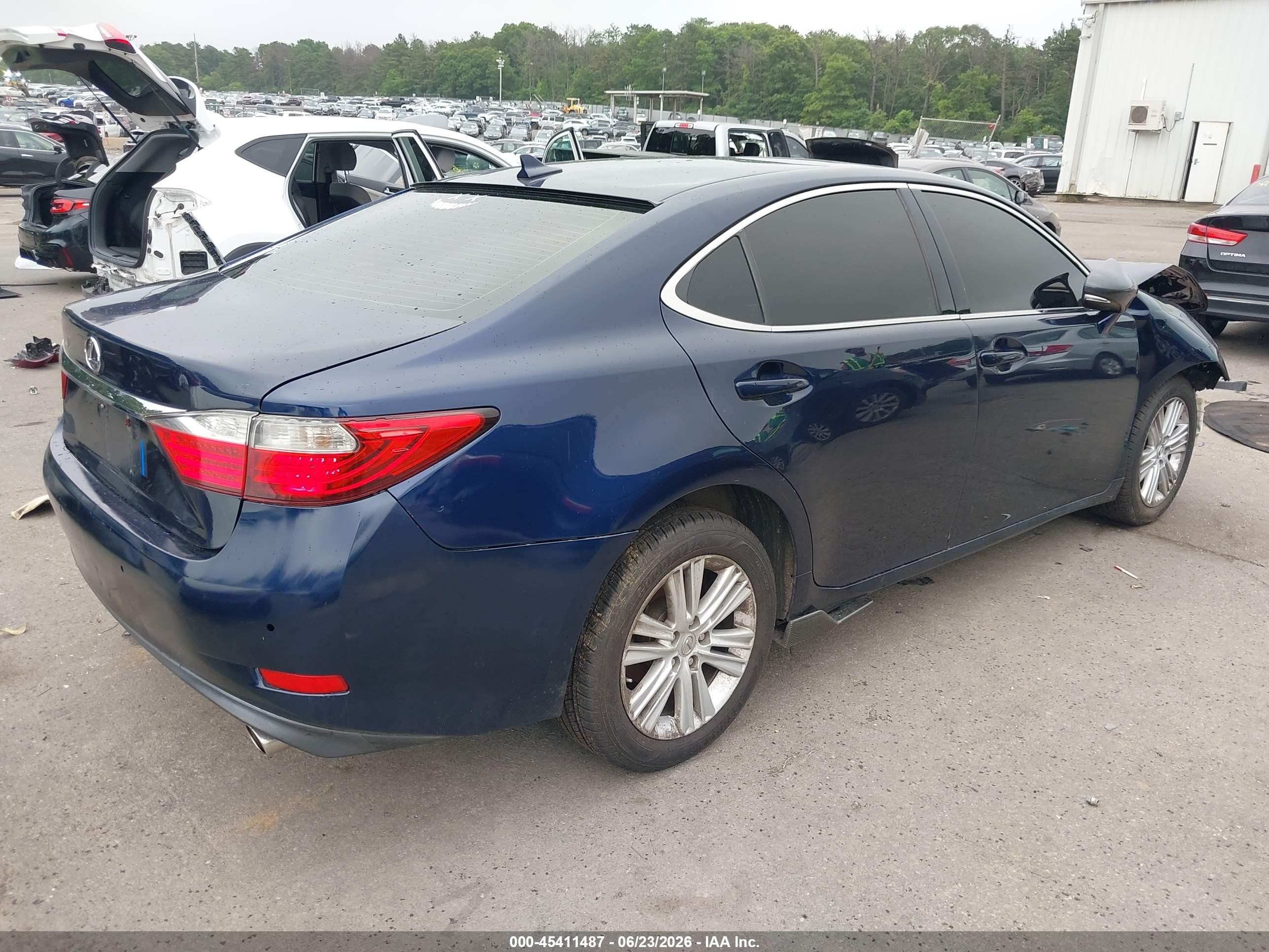 2013 Lexus Es 350   Blue vin: JTHBK1GG2D2027012