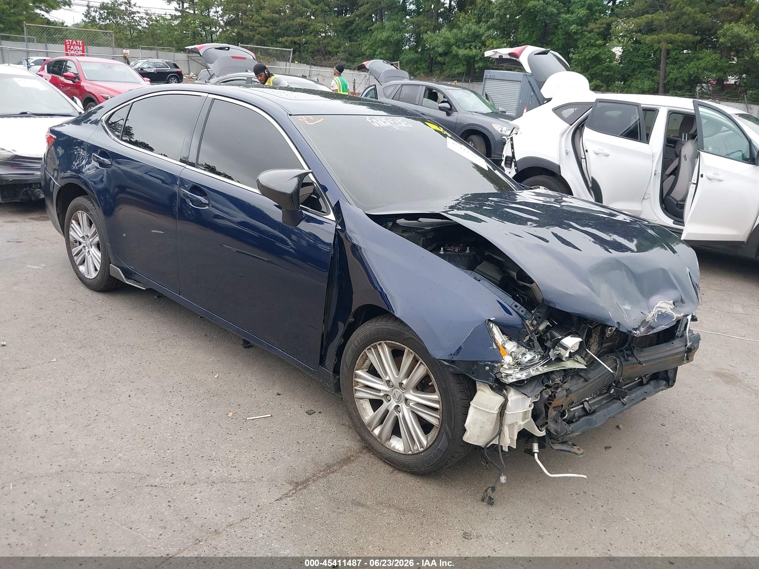 2013 Lexus Es 350   Blue vin: JTHBK1GG2D2027012