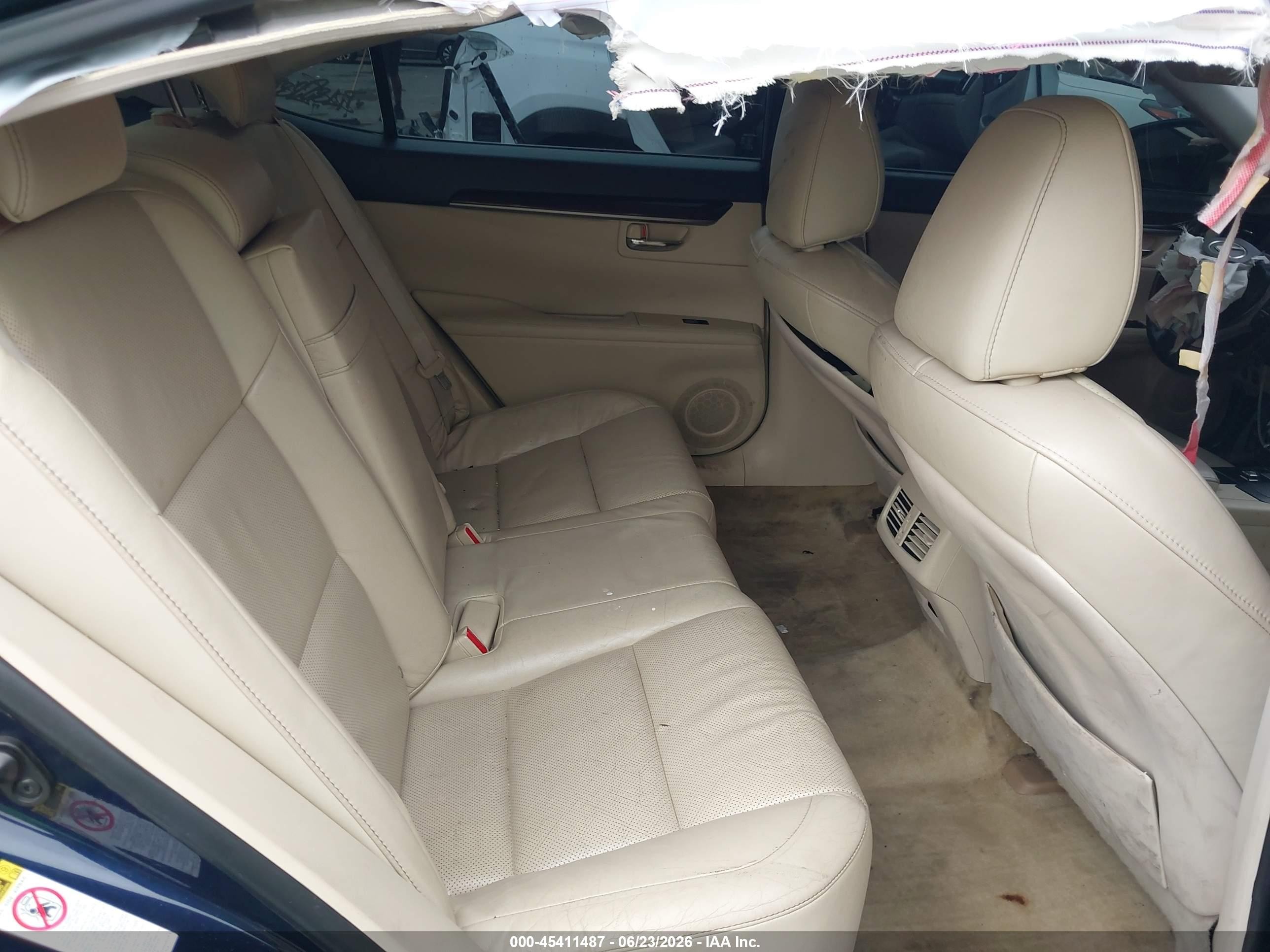 2013 Lexus Es 350   Blue vin: JTHBK1GG2D2027012