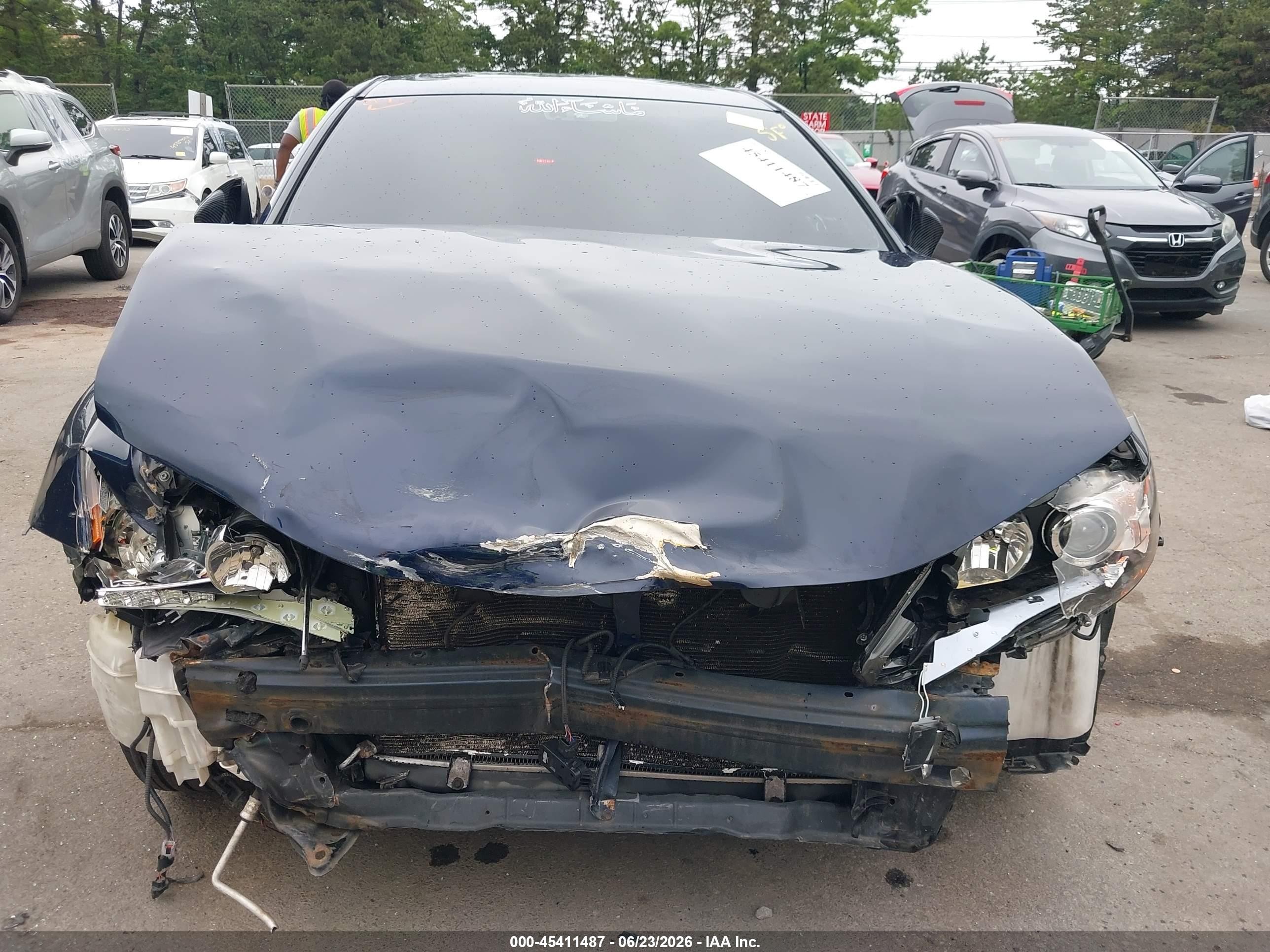2013 Lexus Es 350   Blue vin: JTHBK1GG2D2027012