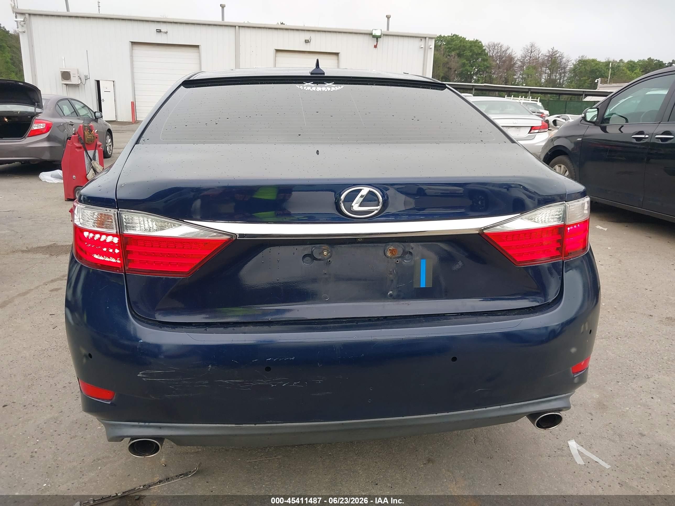 2013 Lexus Es 350   Blue vin: JTHBK1GG2D2027012