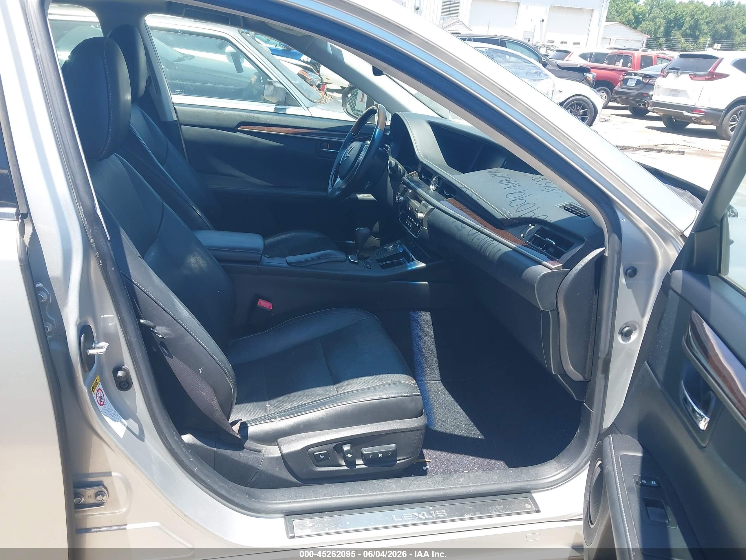 2013 Lexus Es 350 White vin: JTHBK1GG2D2037345