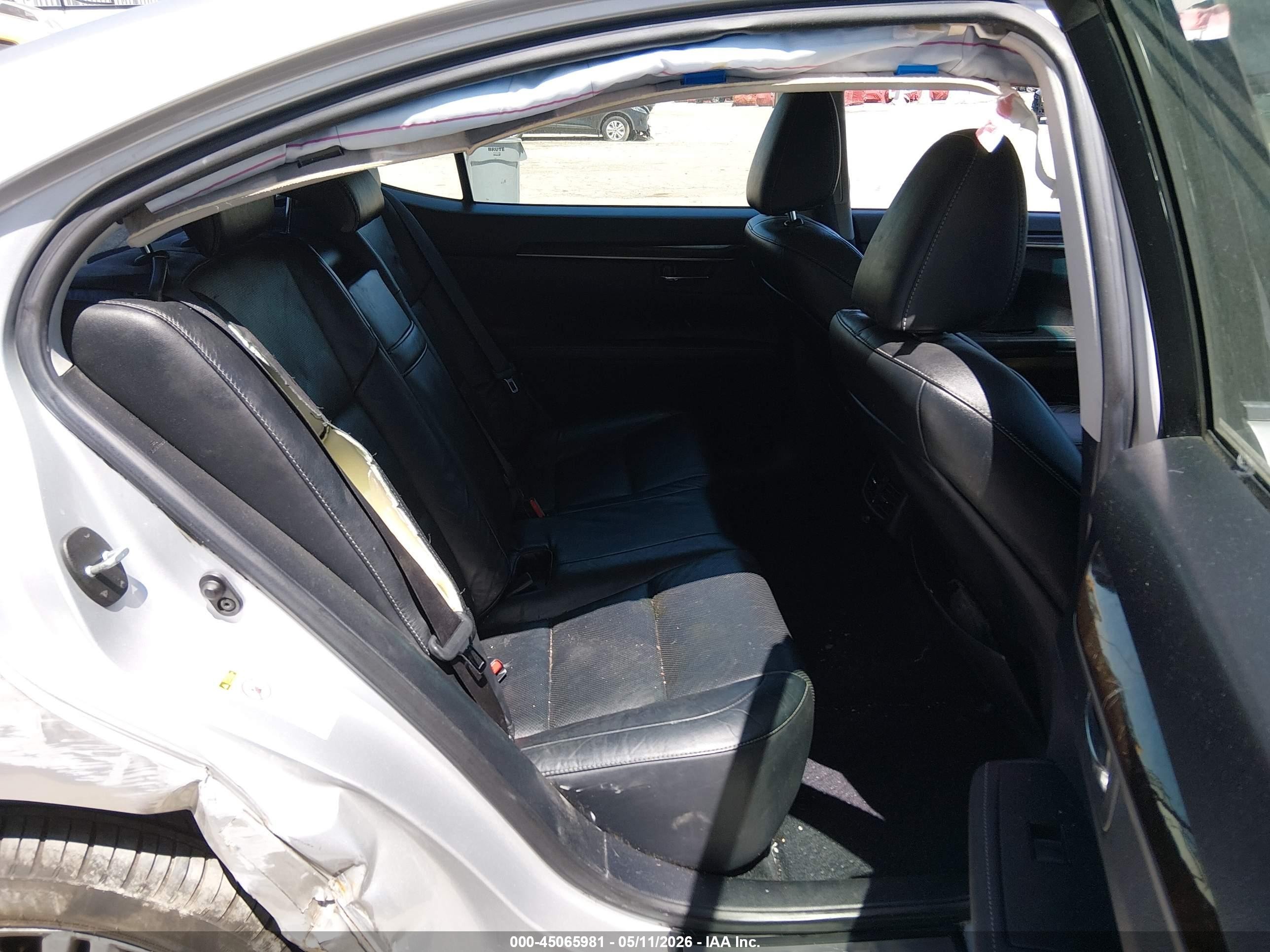 2013 Lexus Es 350   Silver vin: JTHBK1GG2D2043890