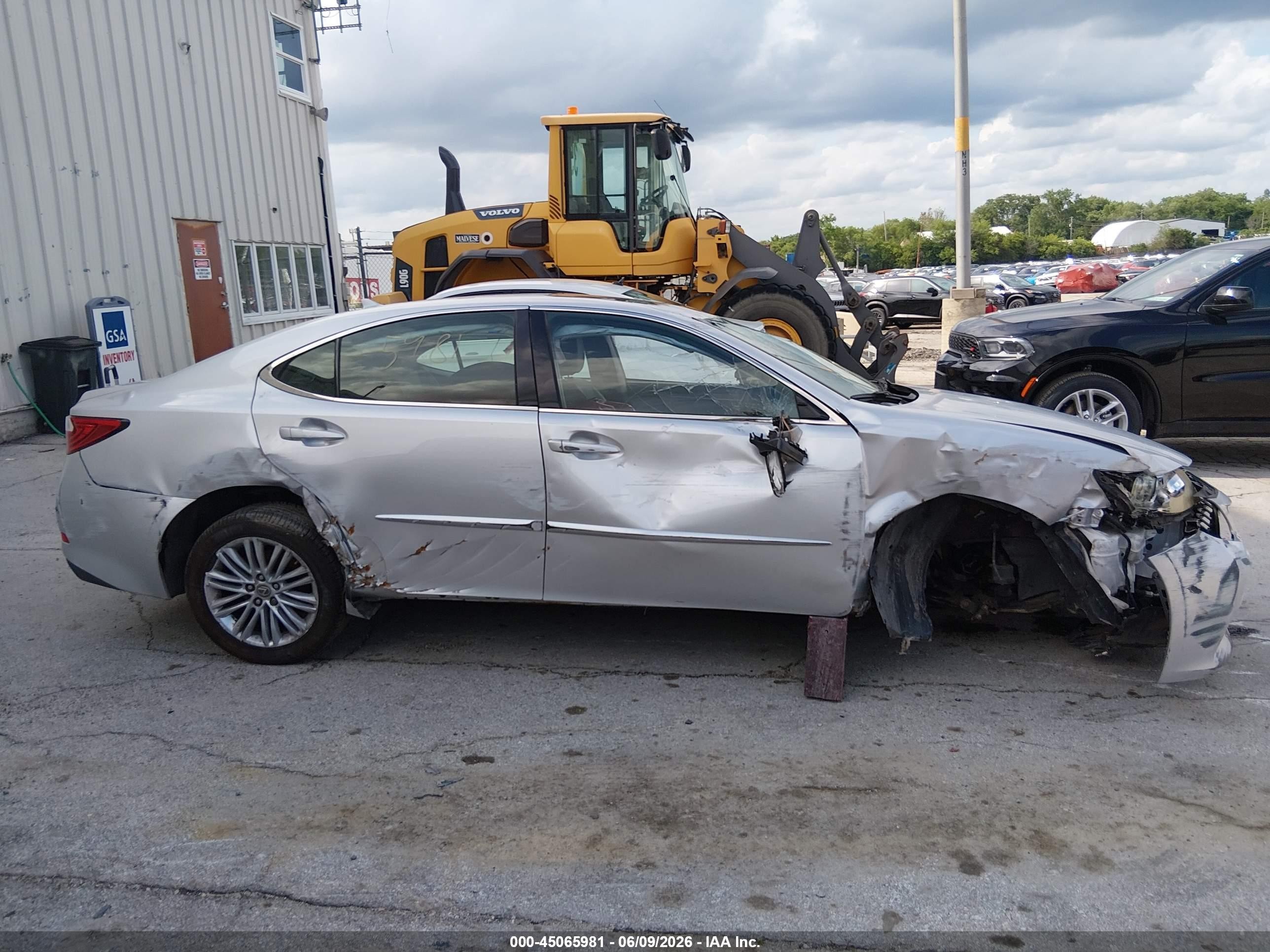 2013 Lexus Es 350   Silver vin: JTHBK1GG2D2043890