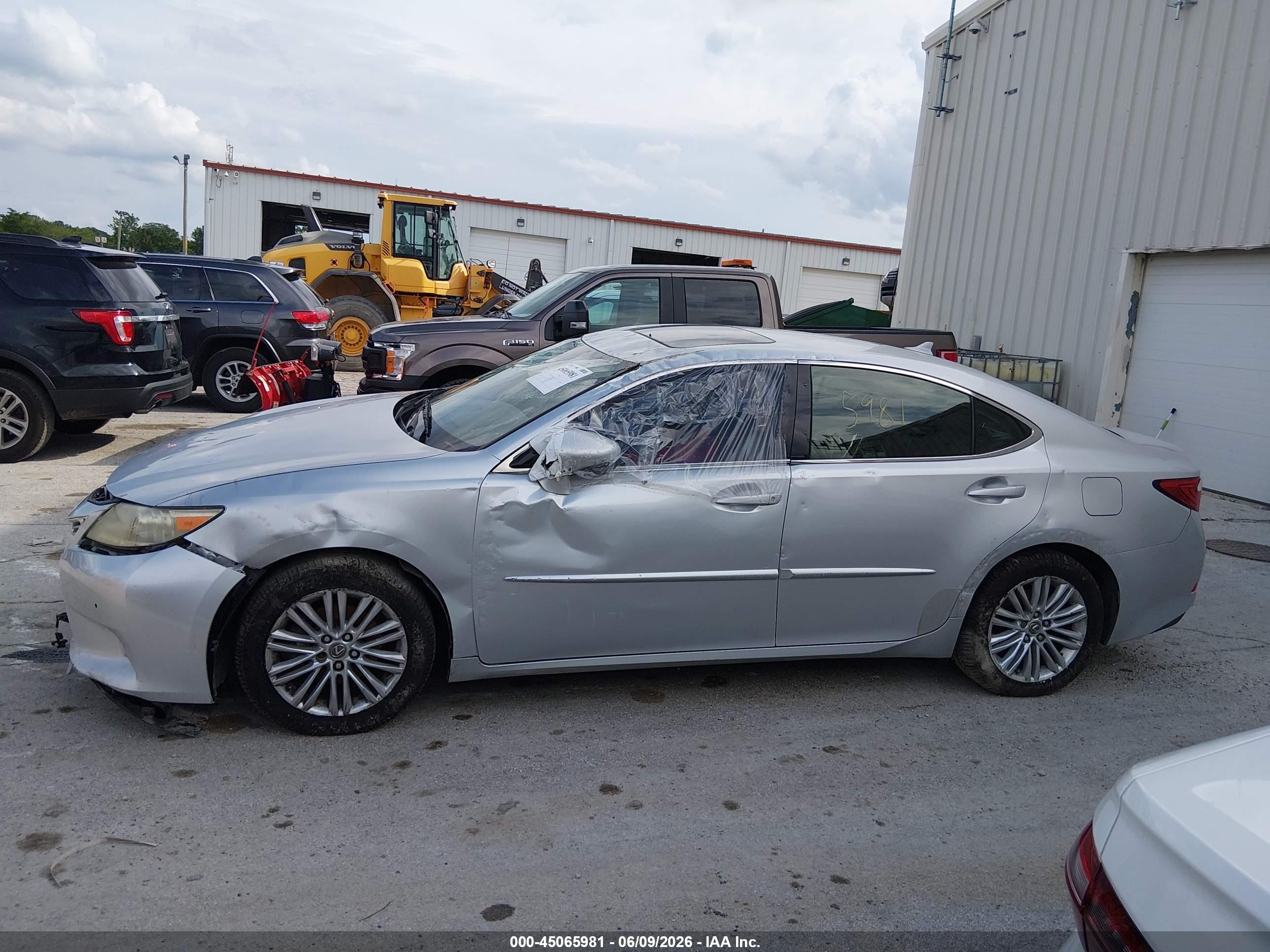 2013 Lexus Es 350   Silver vin: JTHBK1GG2D2043890