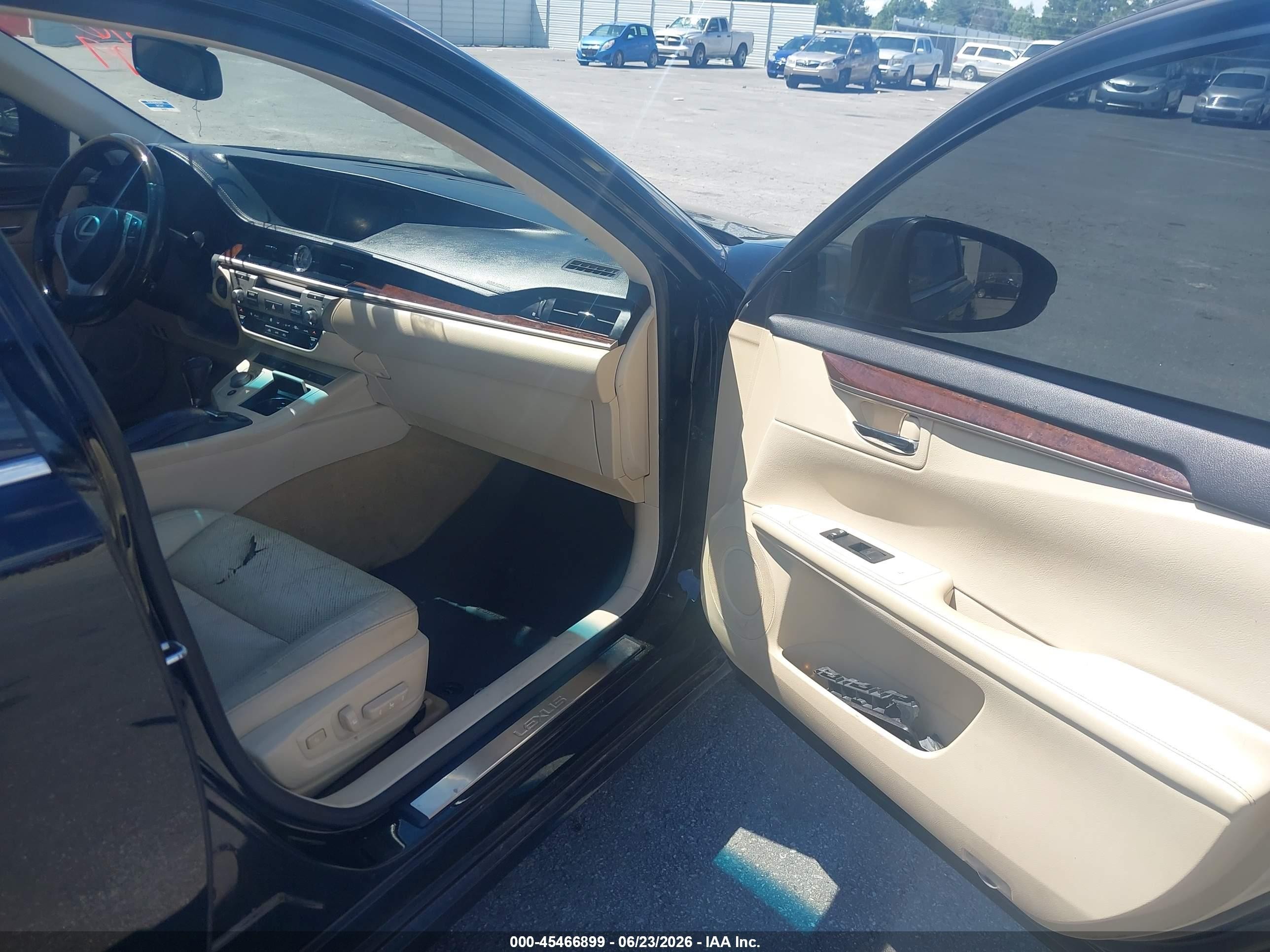 2013 Lexus Es 350   Black vin: JTHBK1GG2D2070930