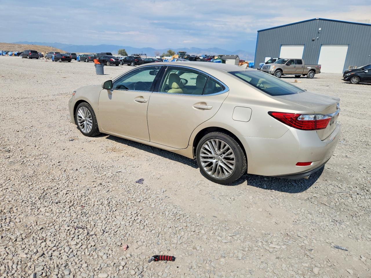 2014 Lexus Es 350 Gold vin: JTHBK1GG2E2102017