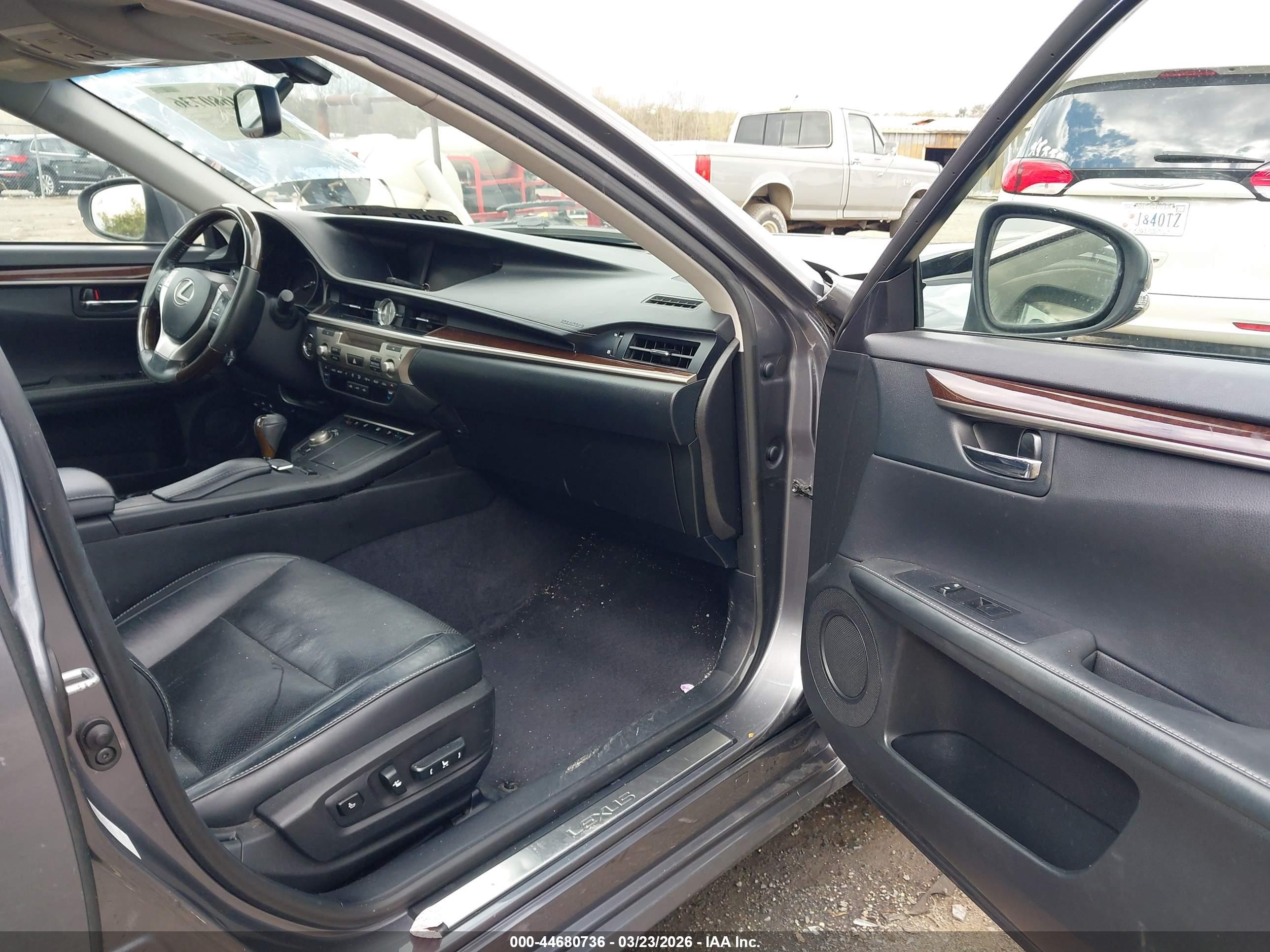 2014 Lexus Es 350 Серый vin: JTHBK1GG2E2106651