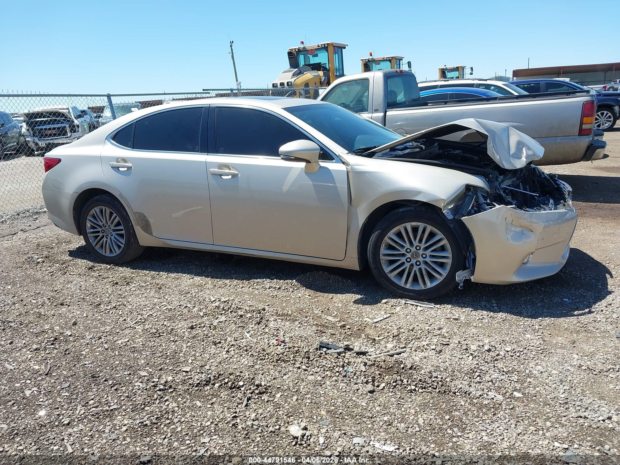 2014 Lexus Es 350   Beige vin: JTHBK1GG2E2109646