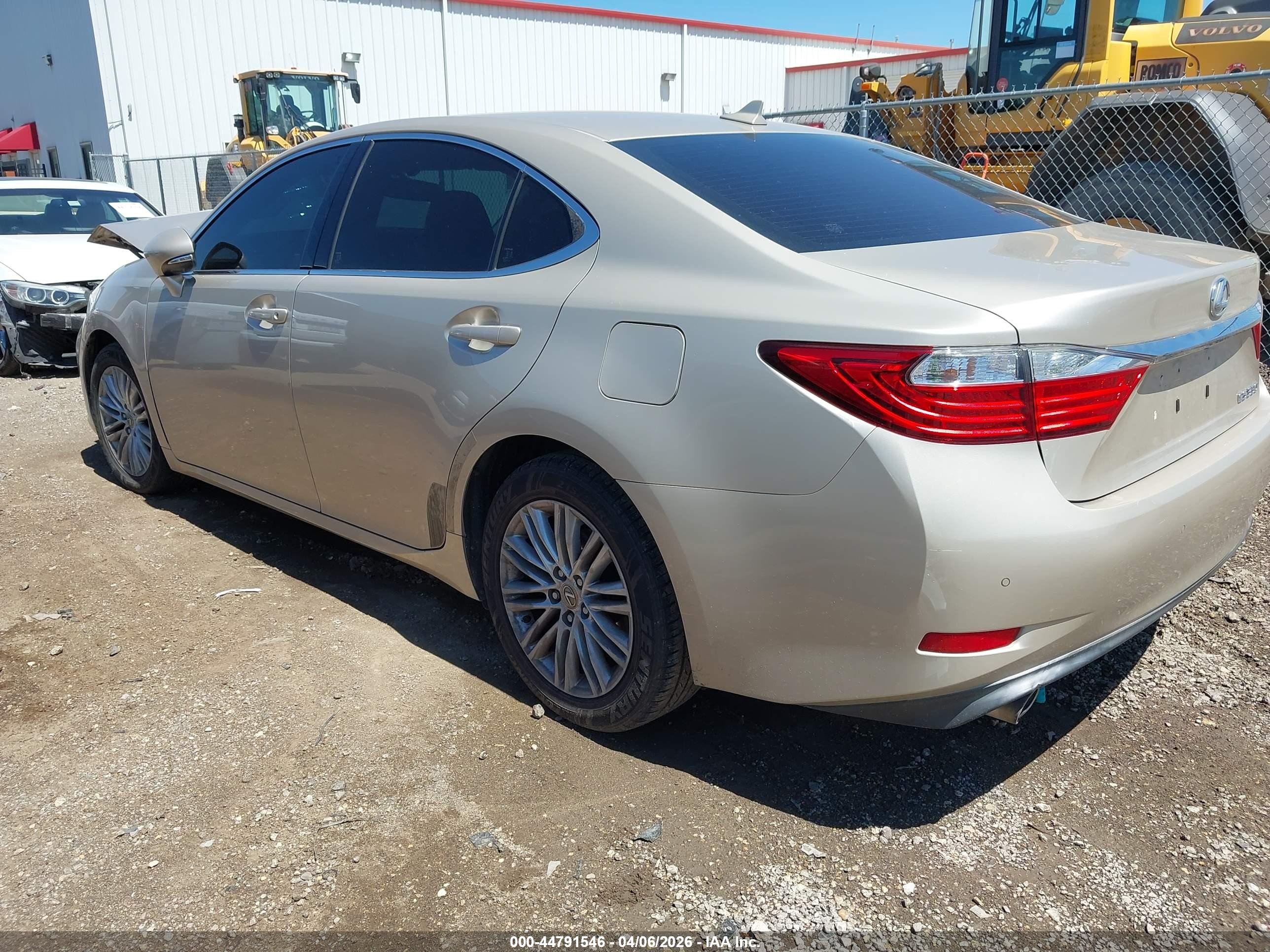 2014 Lexus Es 350   Beige vin: JTHBK1GG2E2109646