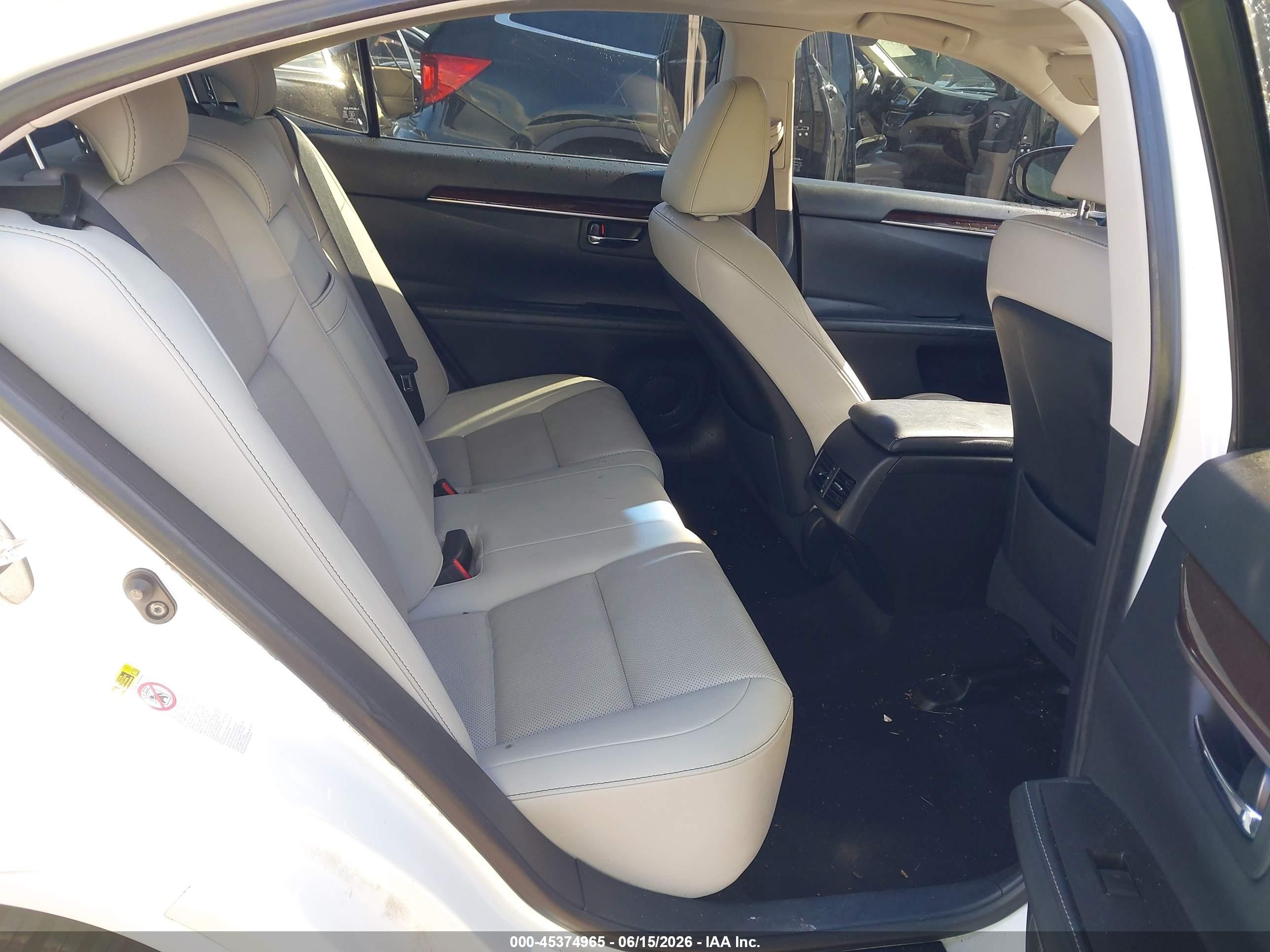2014 Lexus Es 350   White vin: JTHBK1GG2E2113180