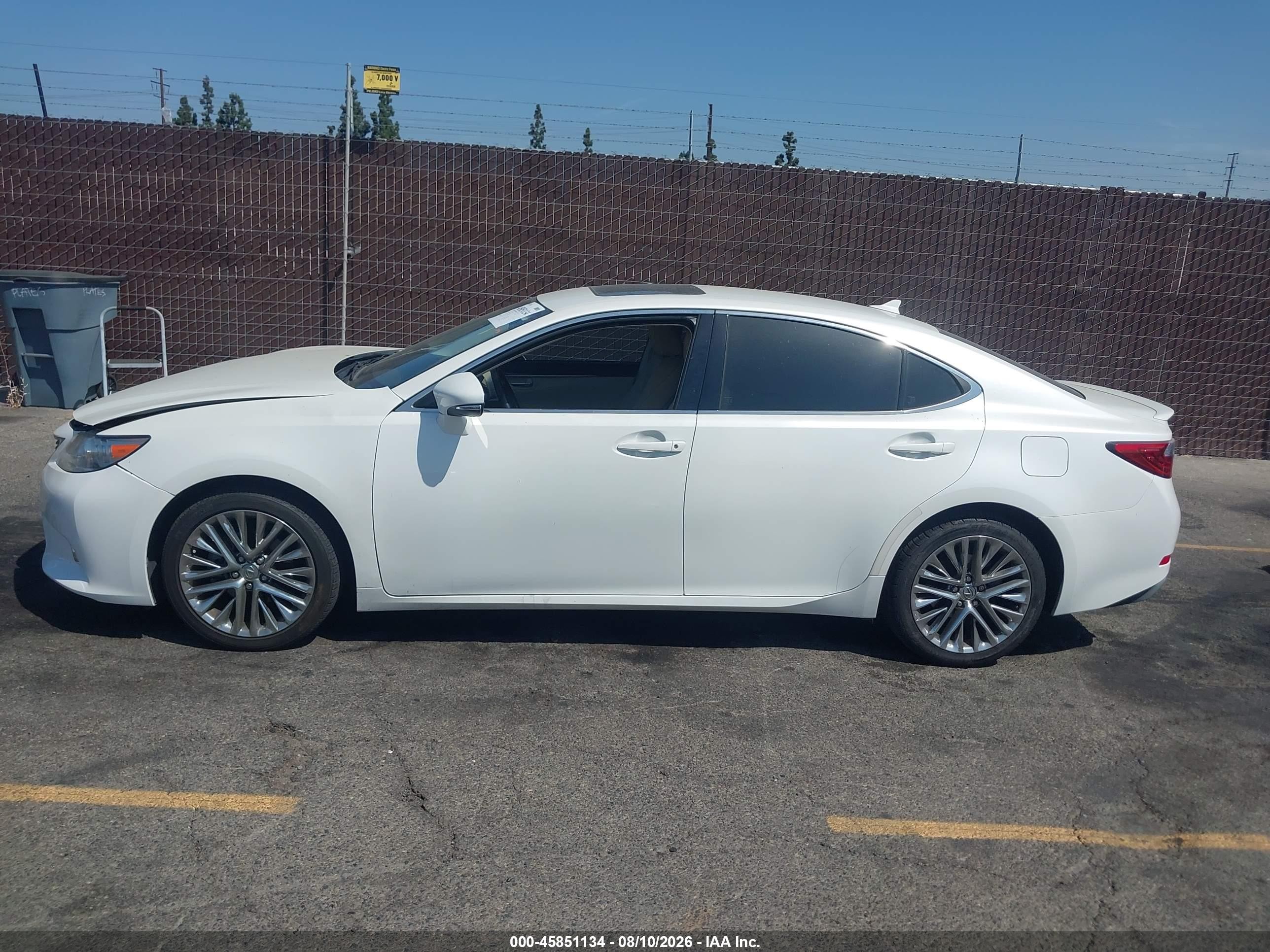 2014 Lexus Es 350   Белый vin: JTHBK1GG2E2114684